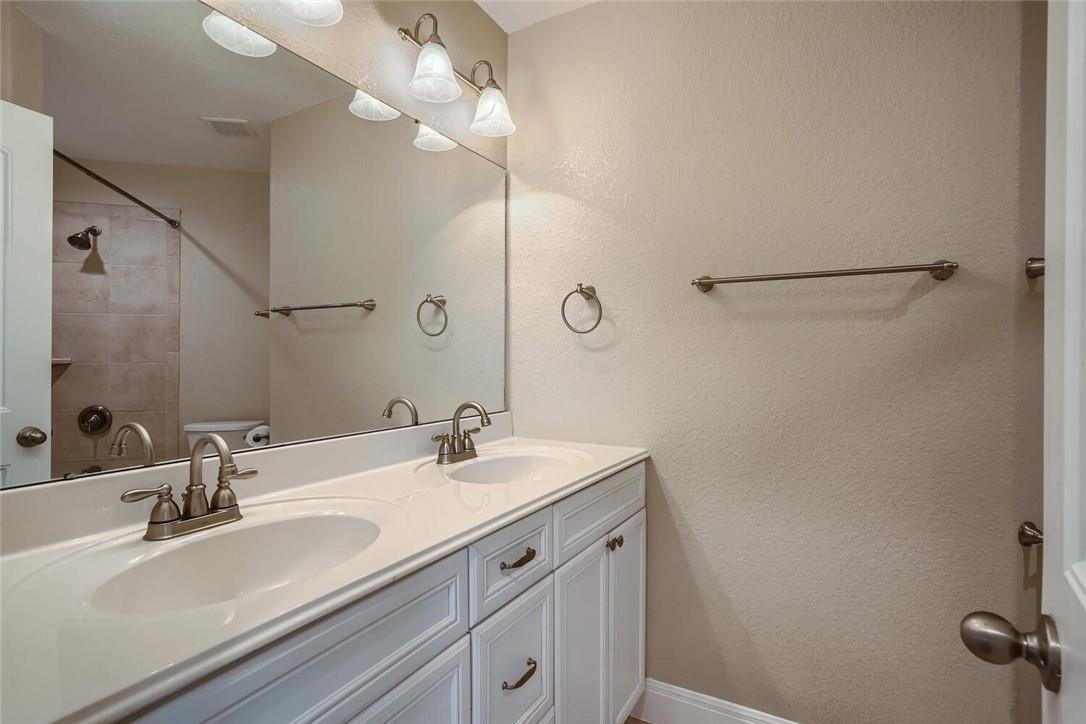 912 Tabernash Dr, Leander, TX 78641