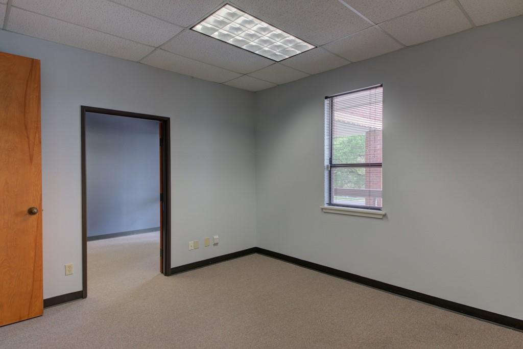 11824 Jollyville Rd # 103, Austin, TX 78759