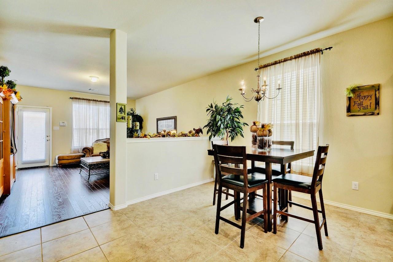 1810 Franklin Mountain Dr, Cedar Park, TX 78613