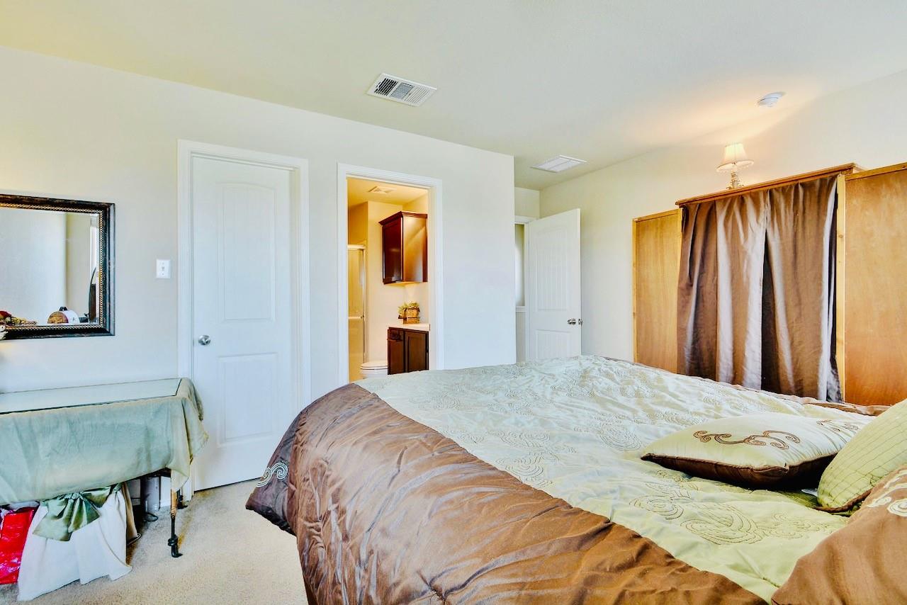 1810 Franklin Mountain Dr, Cedar Park, TX 78613