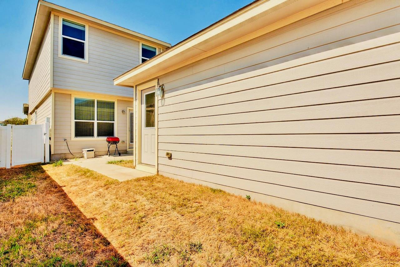 1810 Franklin Mountain Dr, Cedar Park, TX 78613