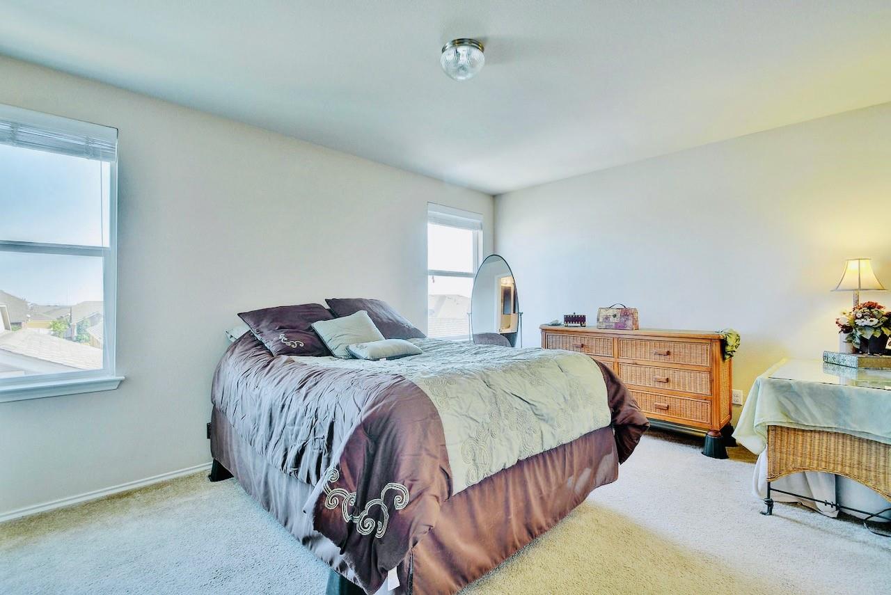 1810 Franklin Mountain Dr, Cedar Park, TX 78613