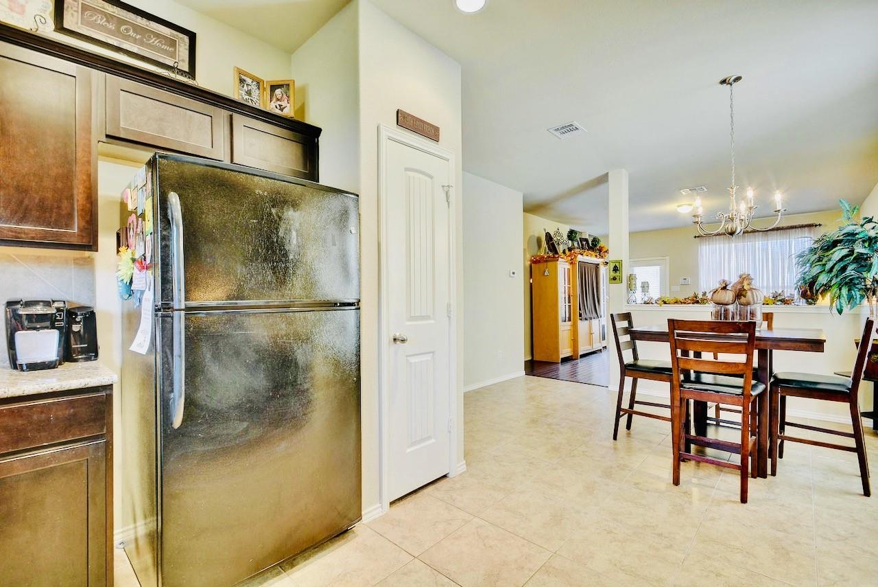 1810 Franklin Mountain Dr, Cedar Park, TX 78613