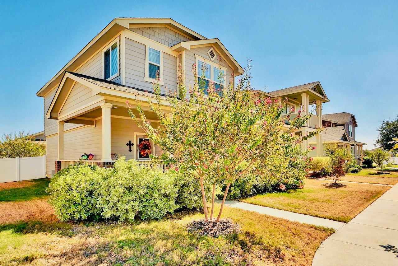 1810 Franklin Mountain Dr, Cedar Park, TX 78613