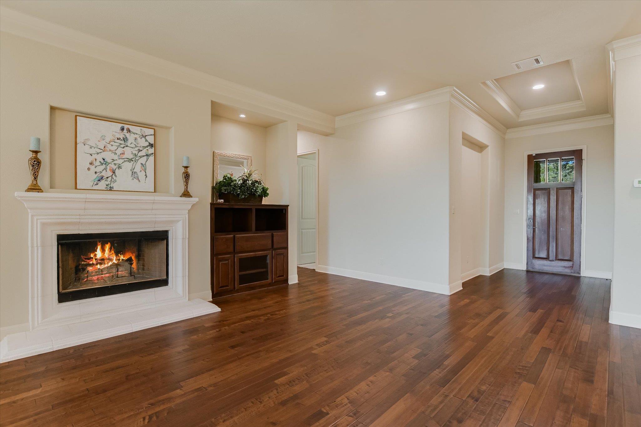 17621 W Reed Parks Rd, Jonestown, TX 78645