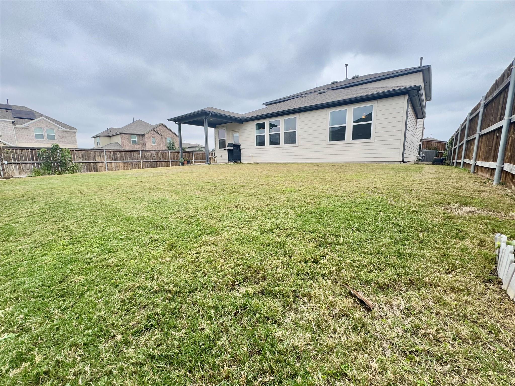 1007 Moose Rd, Hutto, TX 78634