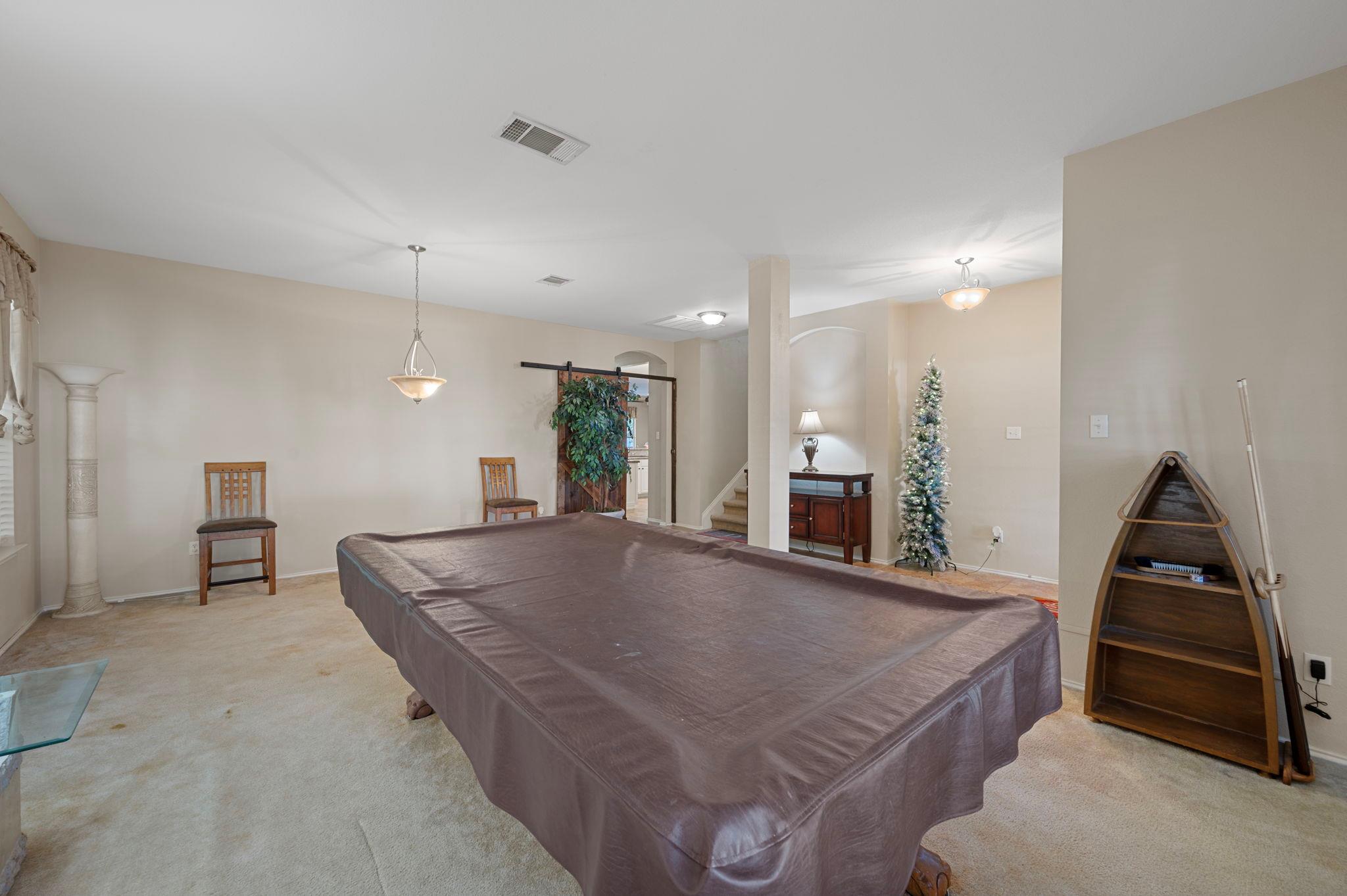 17813 Floribundas Ln, Elgin, TX 78621