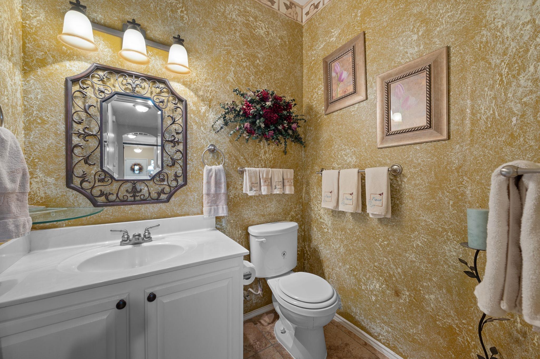 17813 Floribundas Ln, Elgin, TX 78621