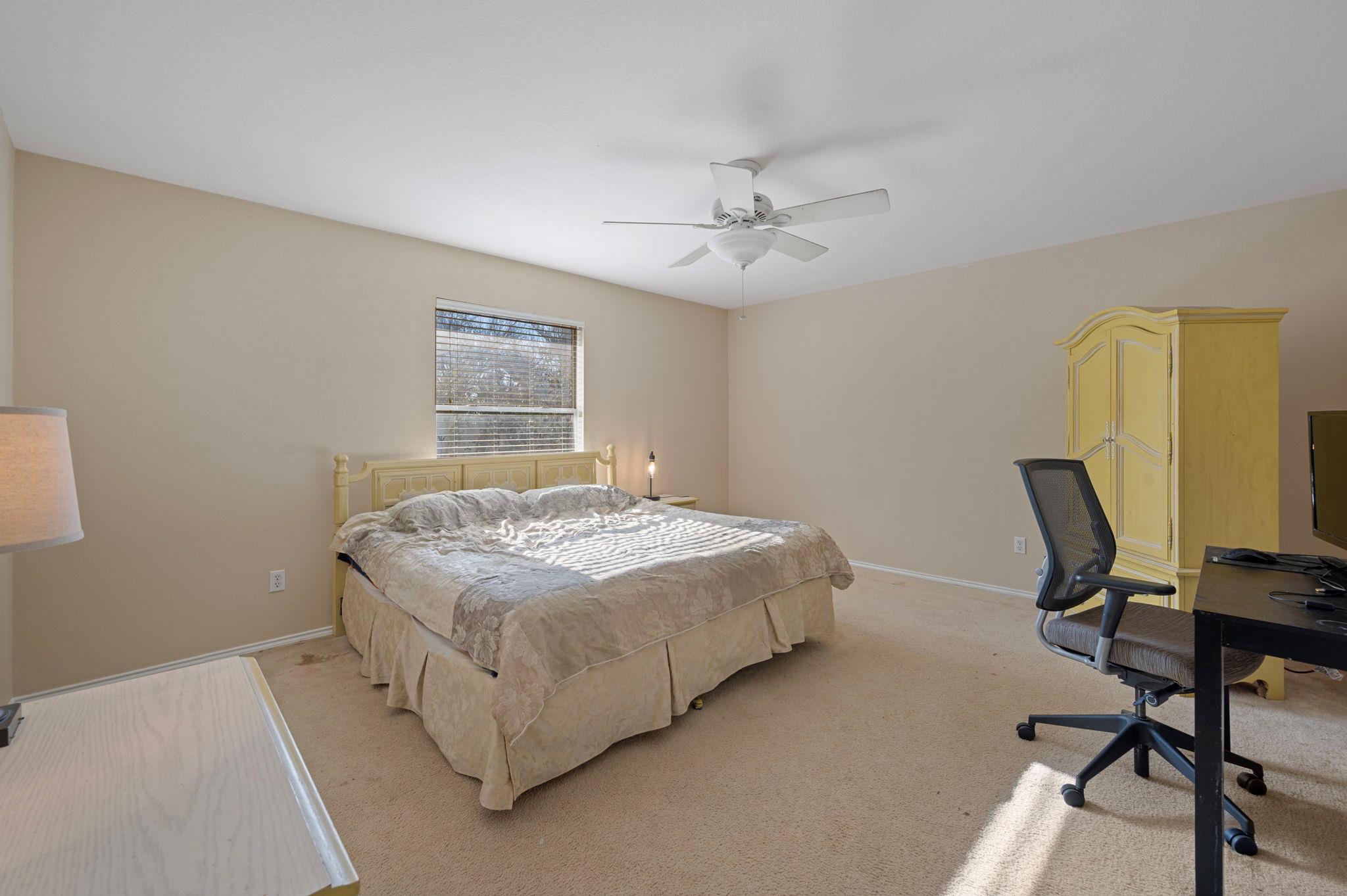 17813 Floribundas Ln, Elgin, TX 78621