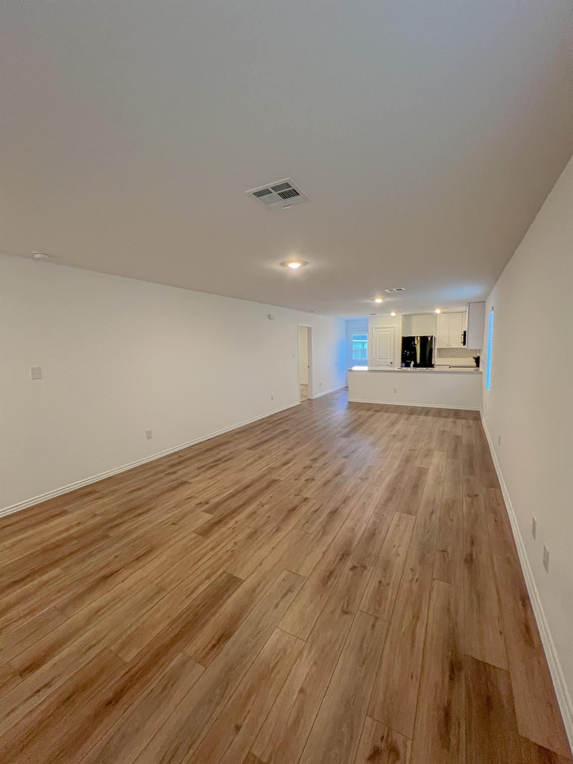 129 Hellcats Way, Jarrell, TX 76537