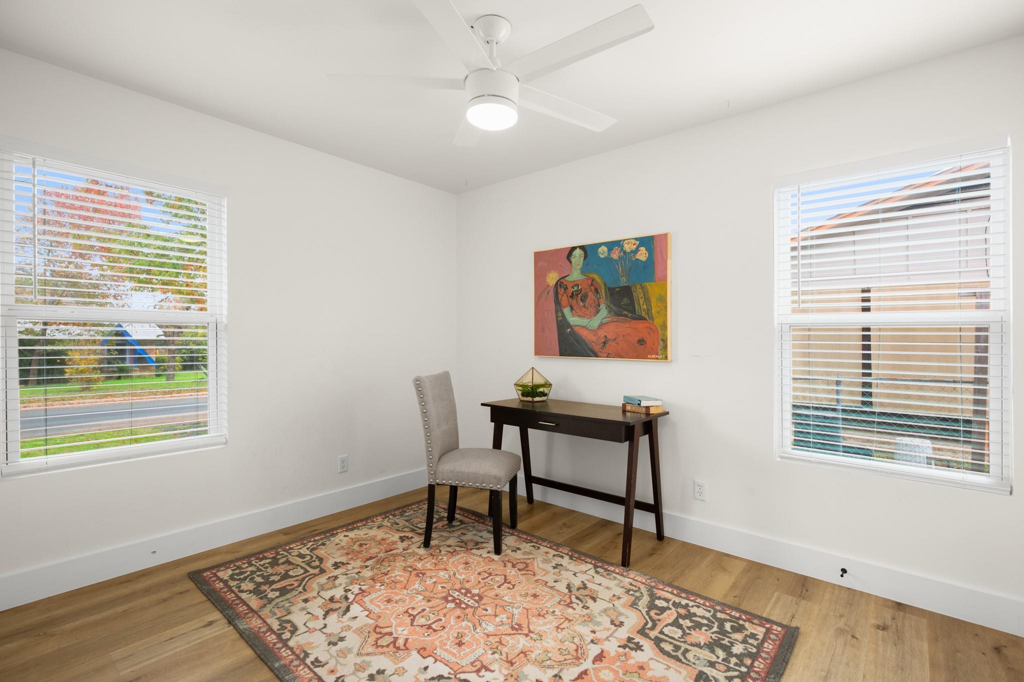 207 White Oak Dr, Austin, TX 78753