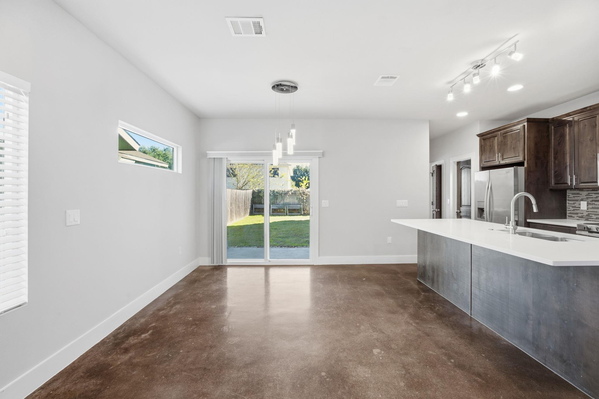 1125 Walton Ln # D, Austin, TX 78721