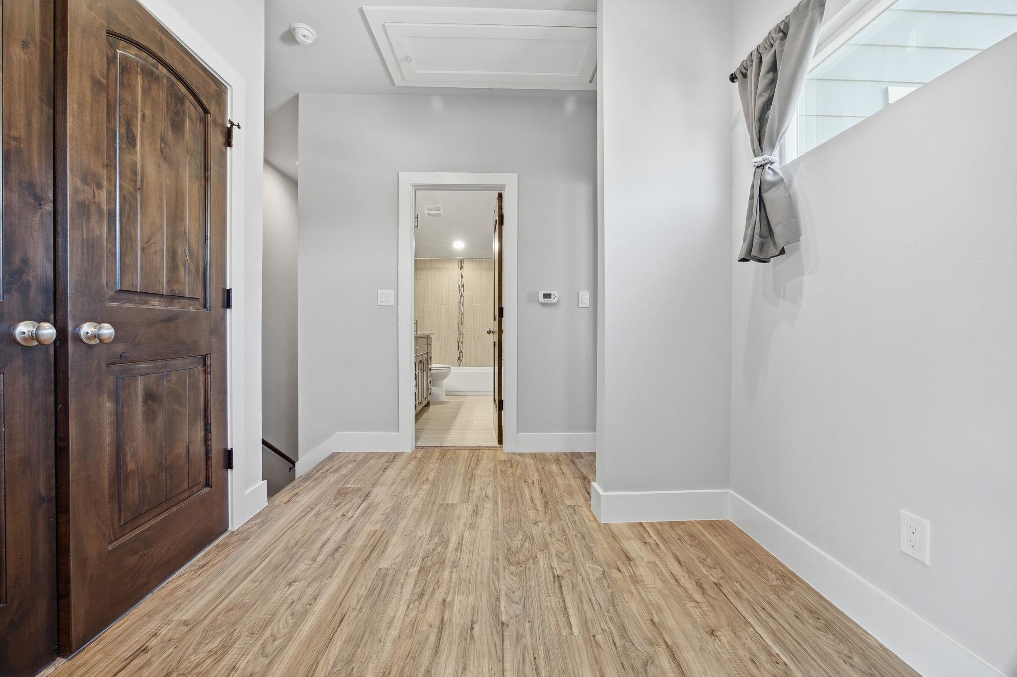 1125 Walton Ln # D, Austin, TX 78721