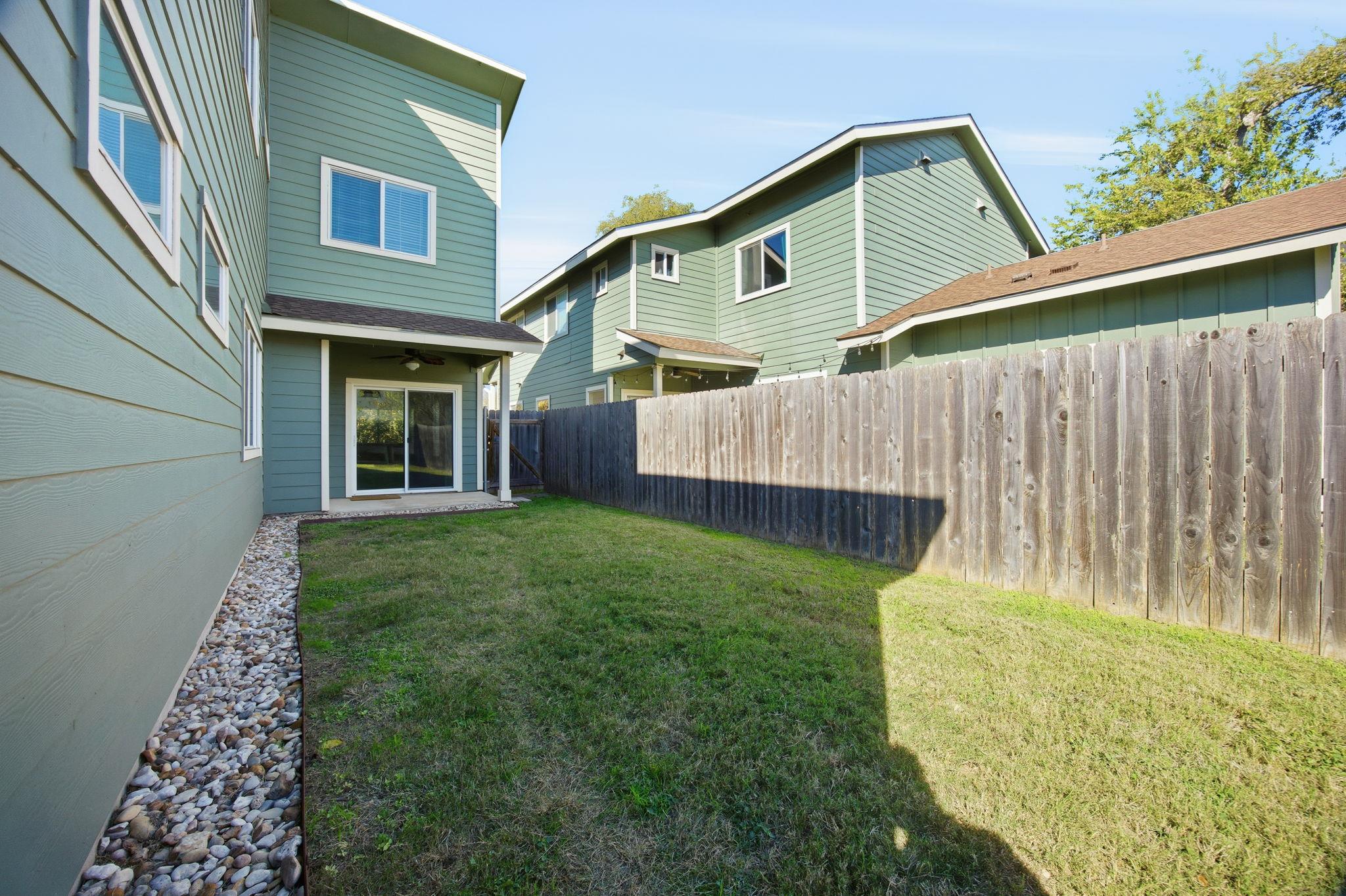 1125 Walton Ln # D, Austin, TX 78721