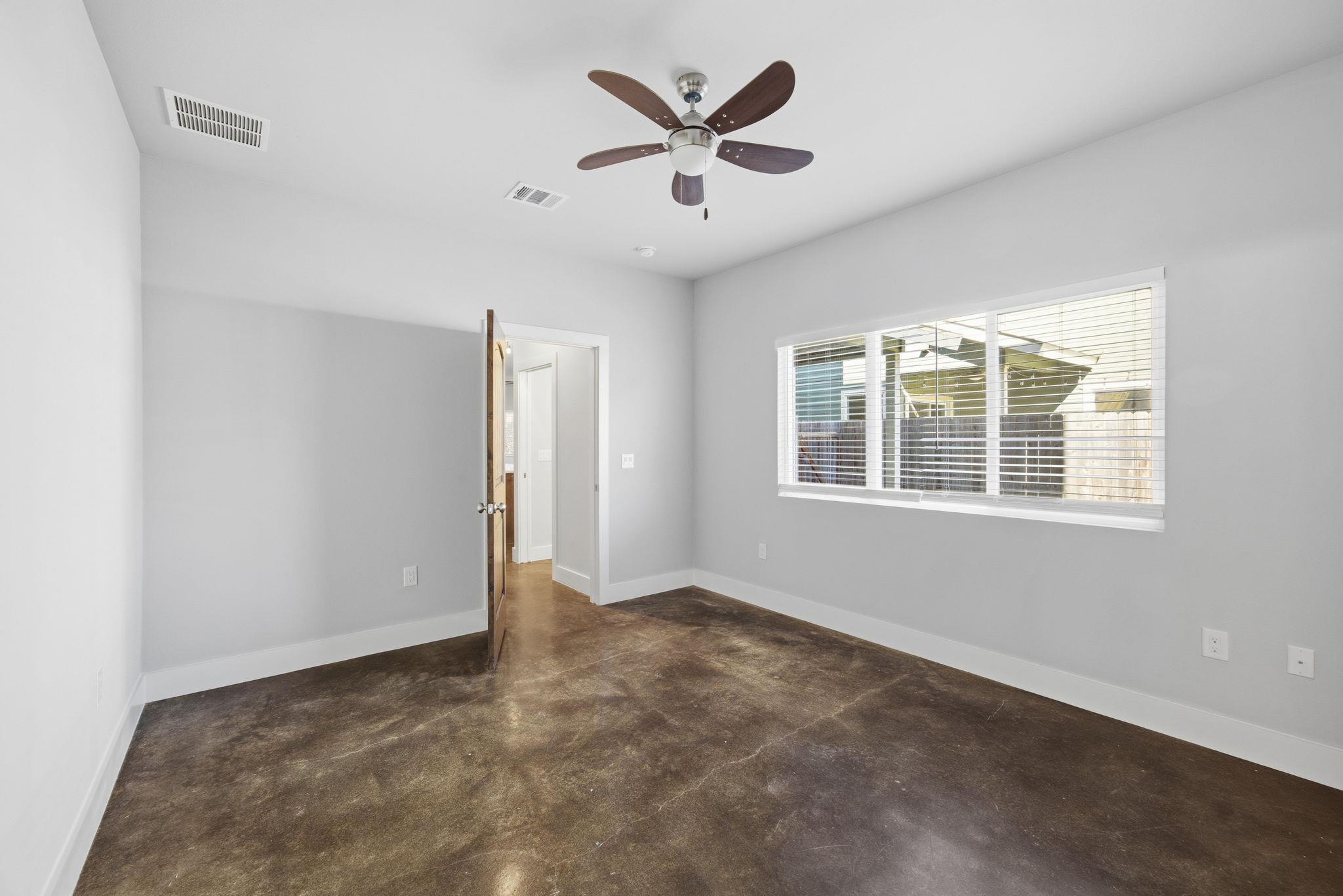 1125 Walton Ln # D, Austin, TX 78721