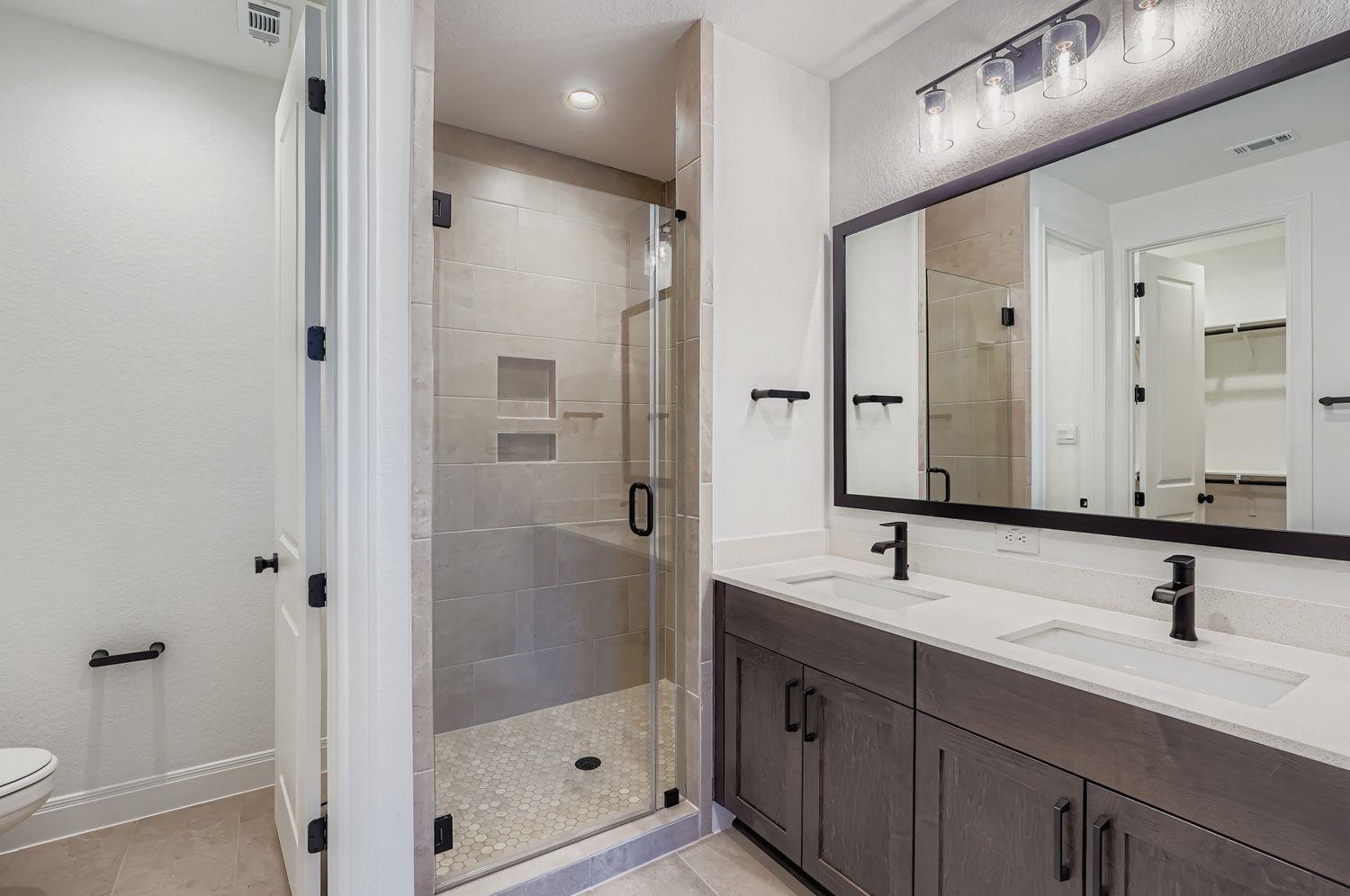 337 Orleanian Dr, Buda, TX 78610