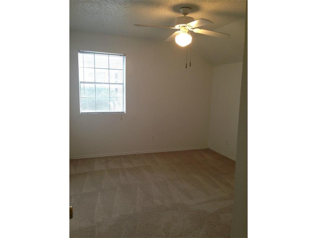 2401 Leon St # 305, Austin, TX 78705