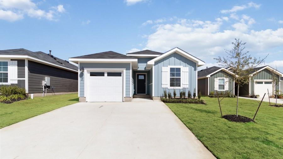 132 Celosia Loop, Uhland, TX 78640