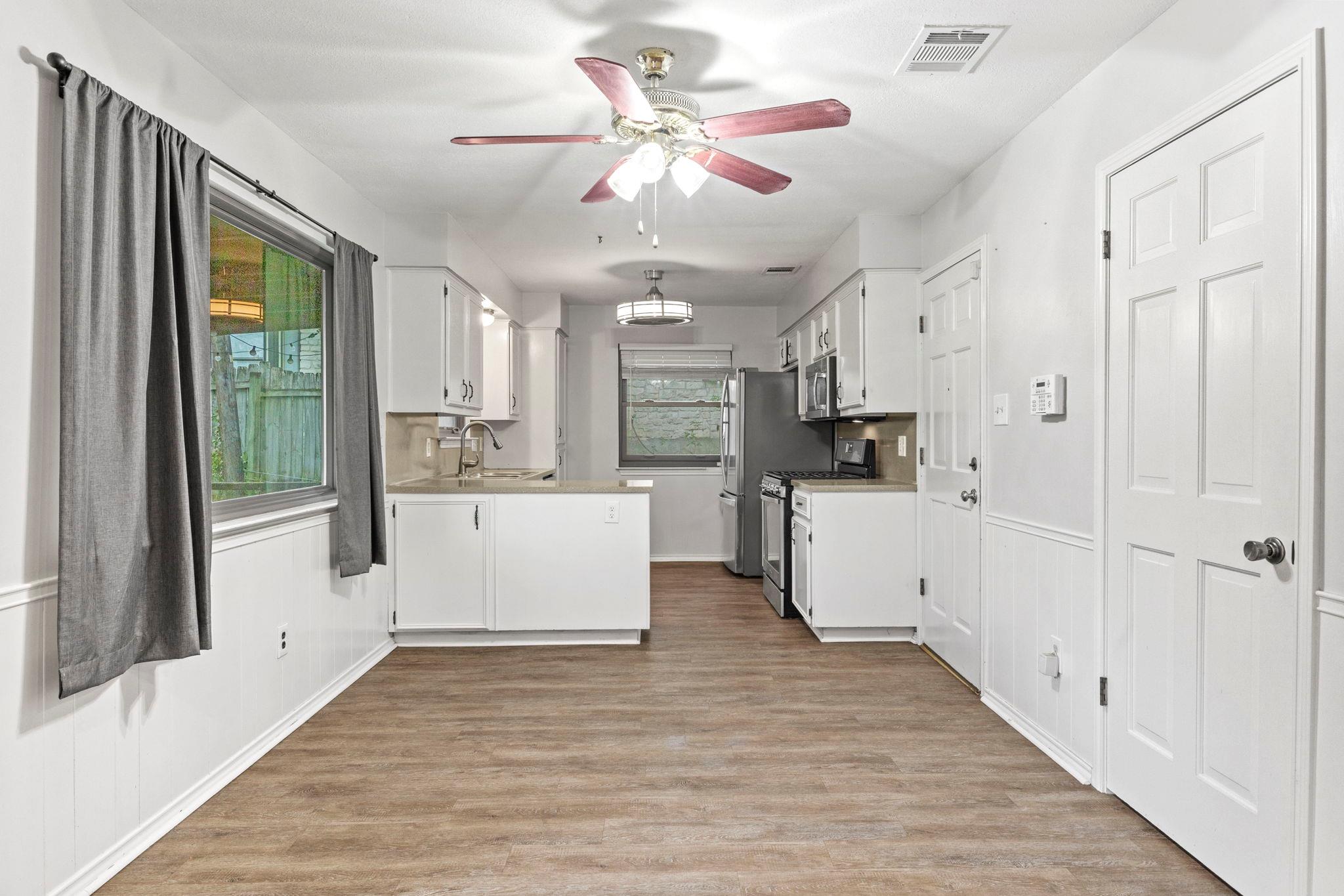 413 Suzzane Rd, Pflugerville, TX 78660