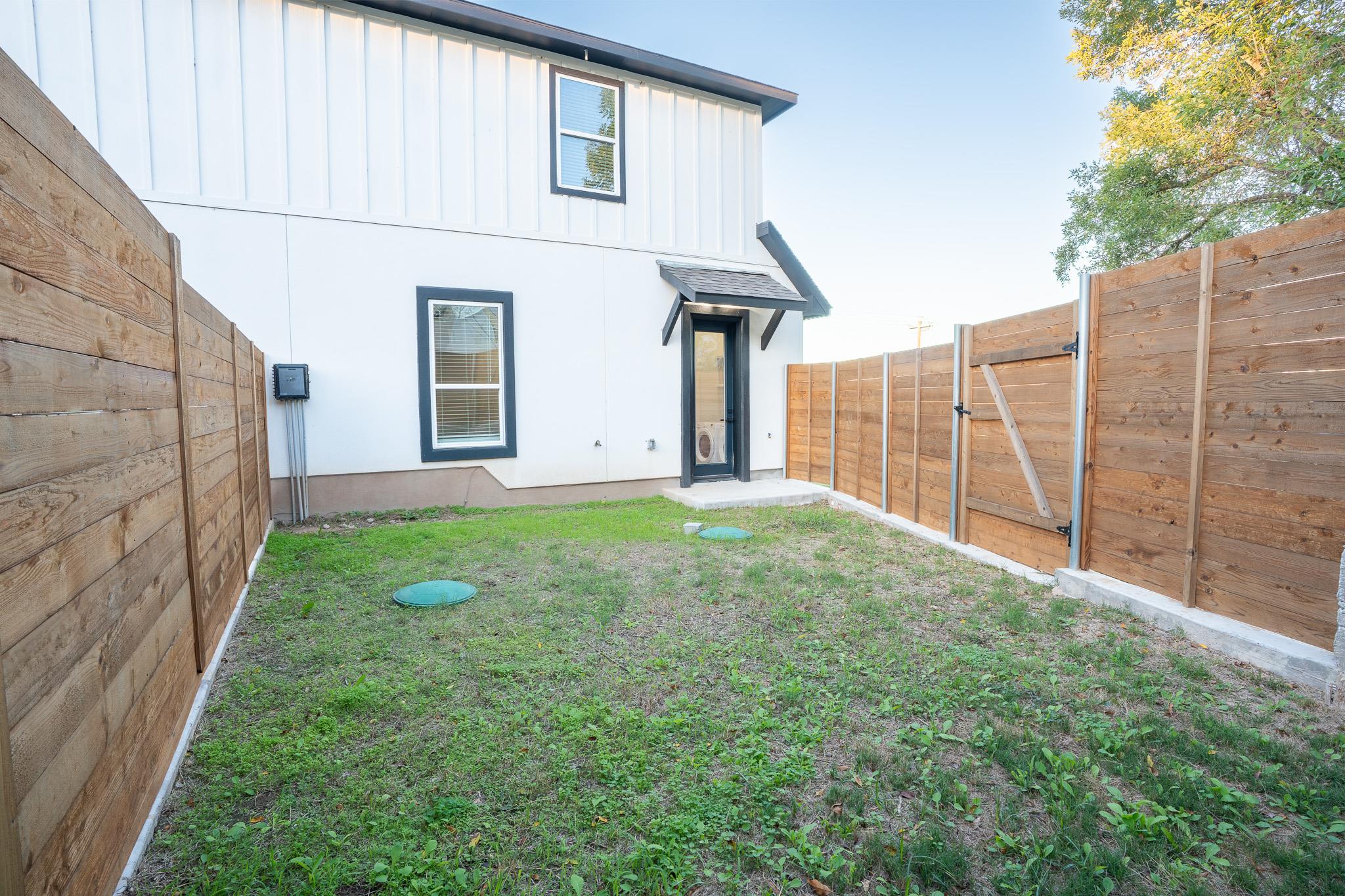 162 Meadow View Blvd # A, Del Valle, TX 78617