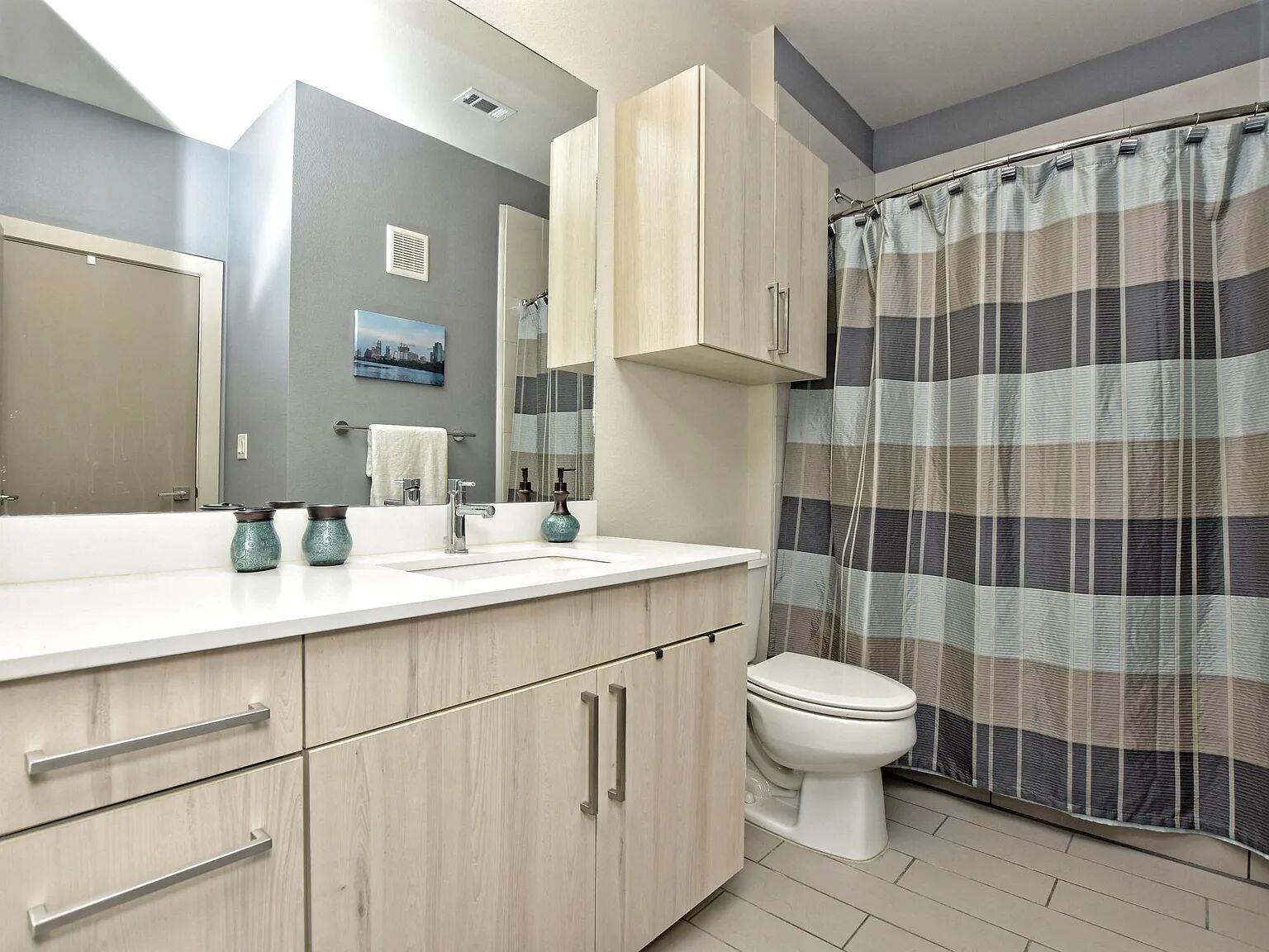 3600 S Lamar Blvd # 100, Austin, TX 78704