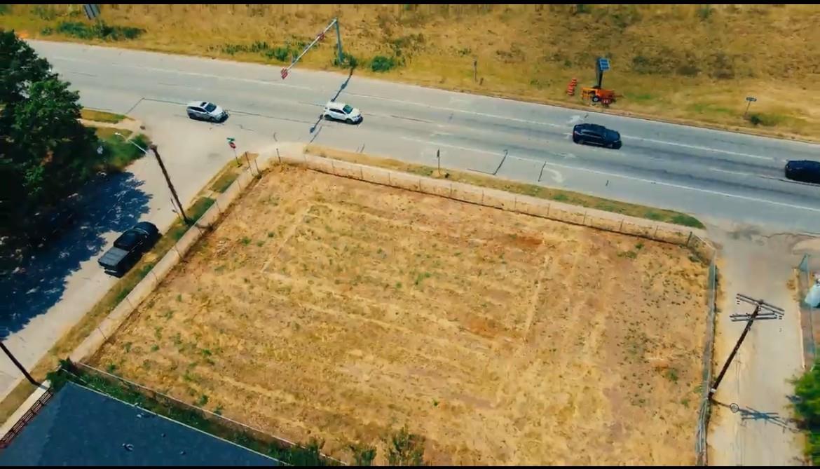 900 & 806 Willow St, Austin, TX 78702