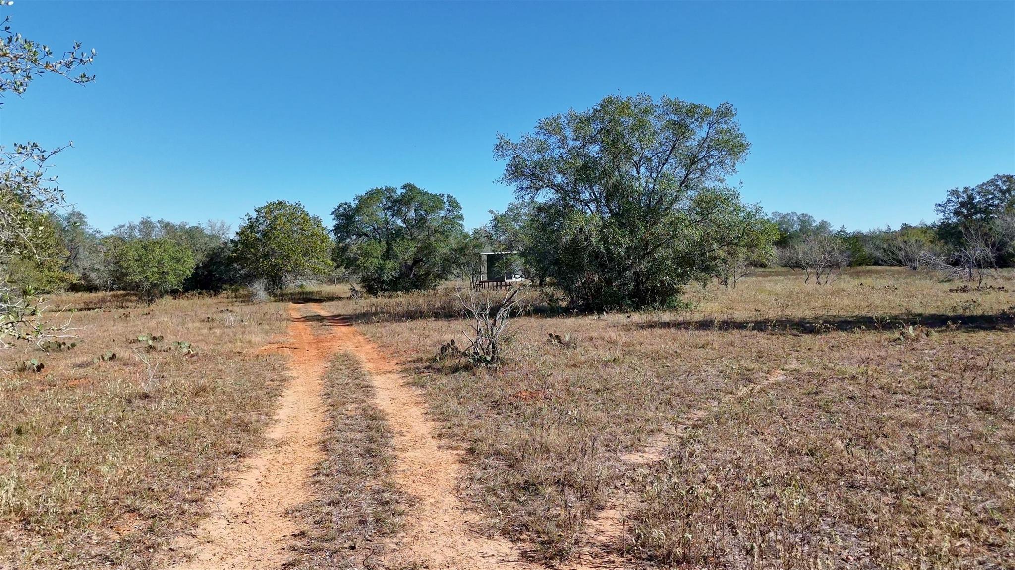 7180 CR 283, Harwood, TX 78632