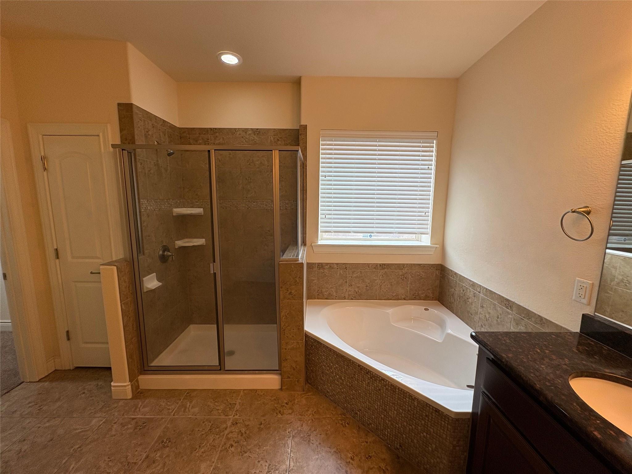 3900 Crispin Hall Ln, Pflugerville, TX 78660