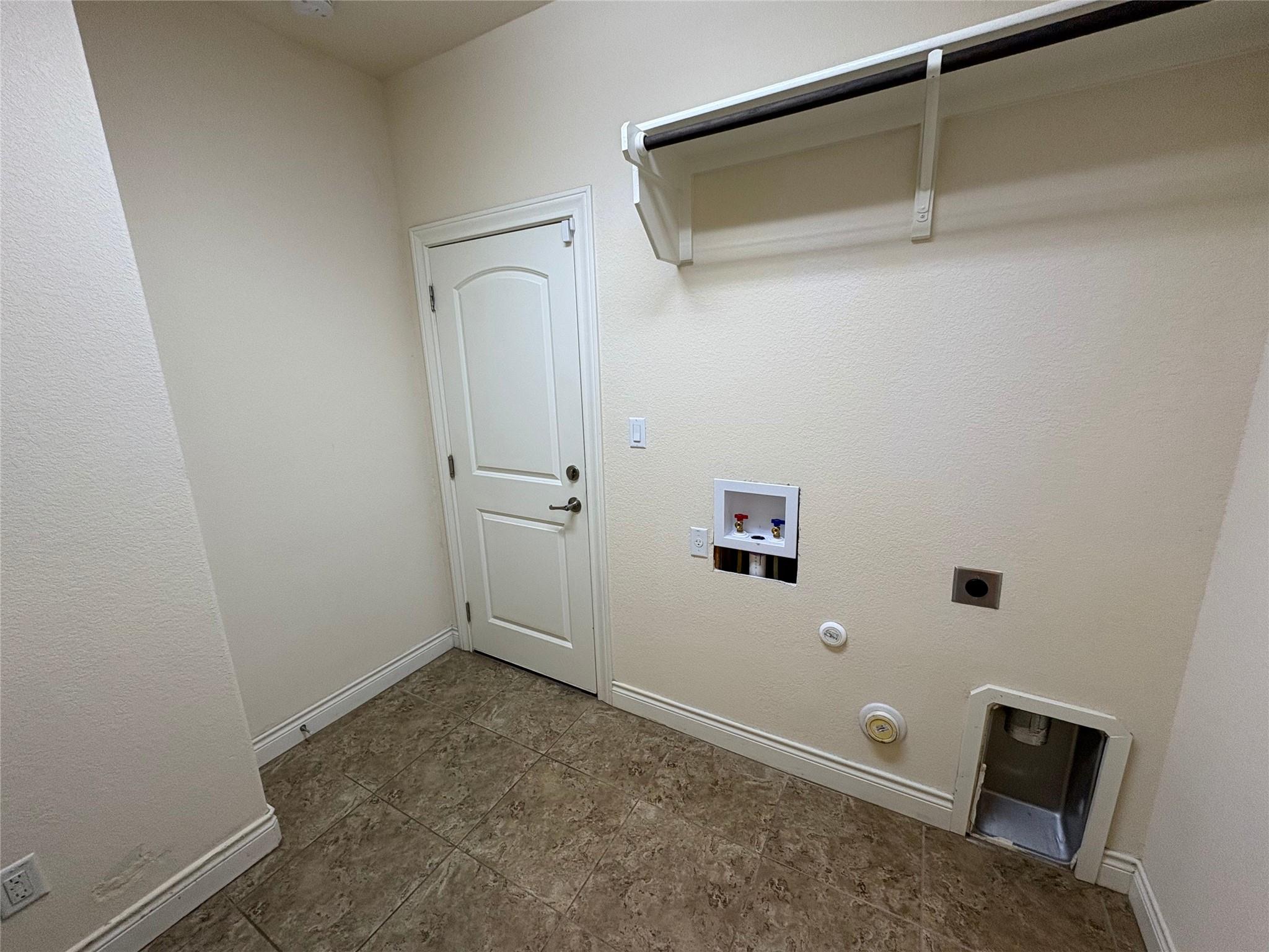 3900 Crispin Hall Ln, Pflugerville, TX 78660