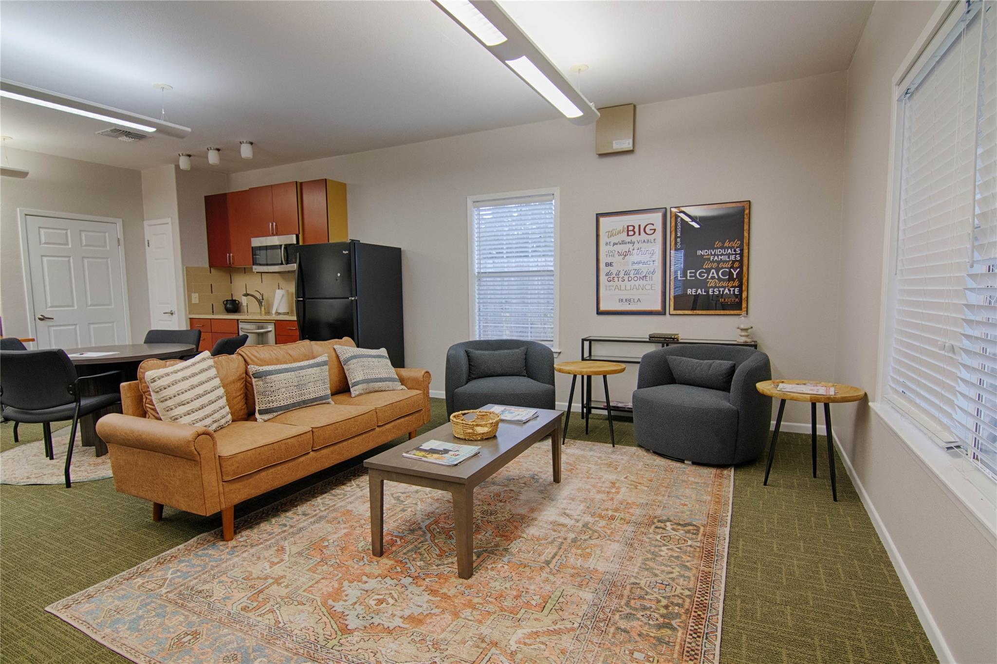 820 N Jefferson St, La Grange, TX 78945