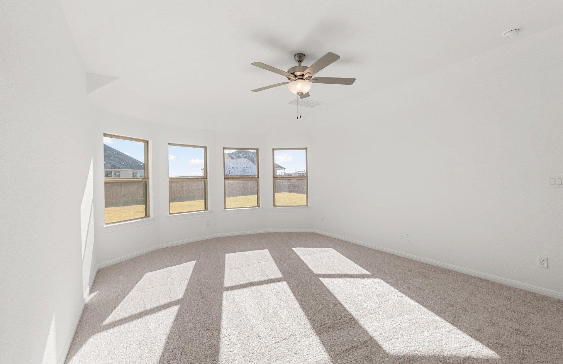 121 Keswick St, Liberty Hill, TX 78642