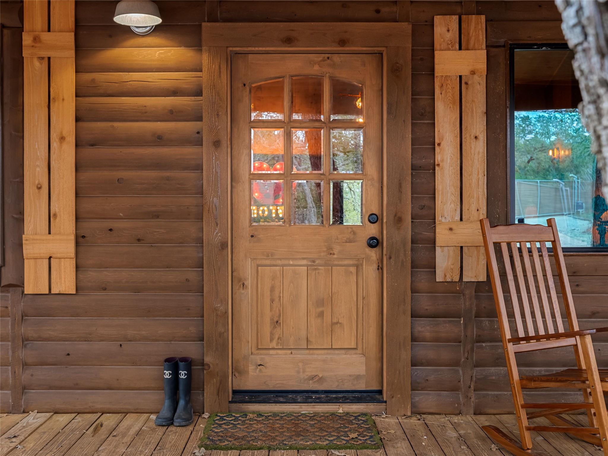 127 Marina Rd, Smithville, TX 78957