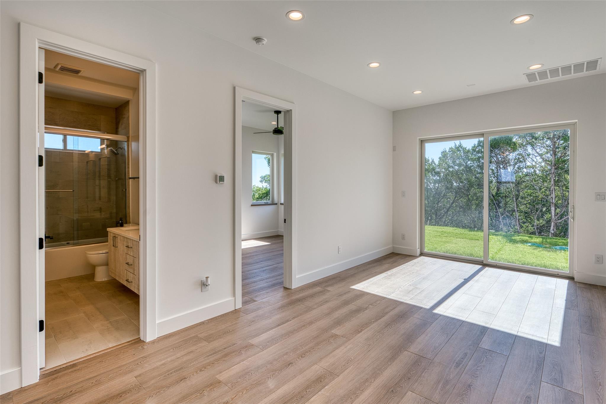 8621 Nina, Jonestown, TX 78645