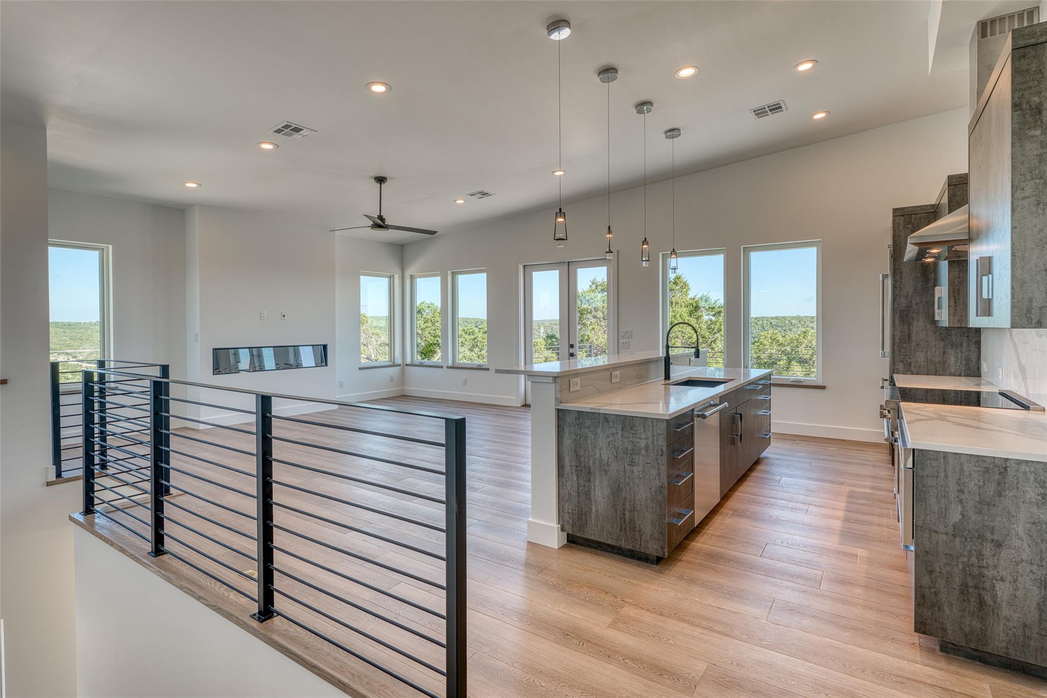 8621 Nina, Jonestown, TX 78645