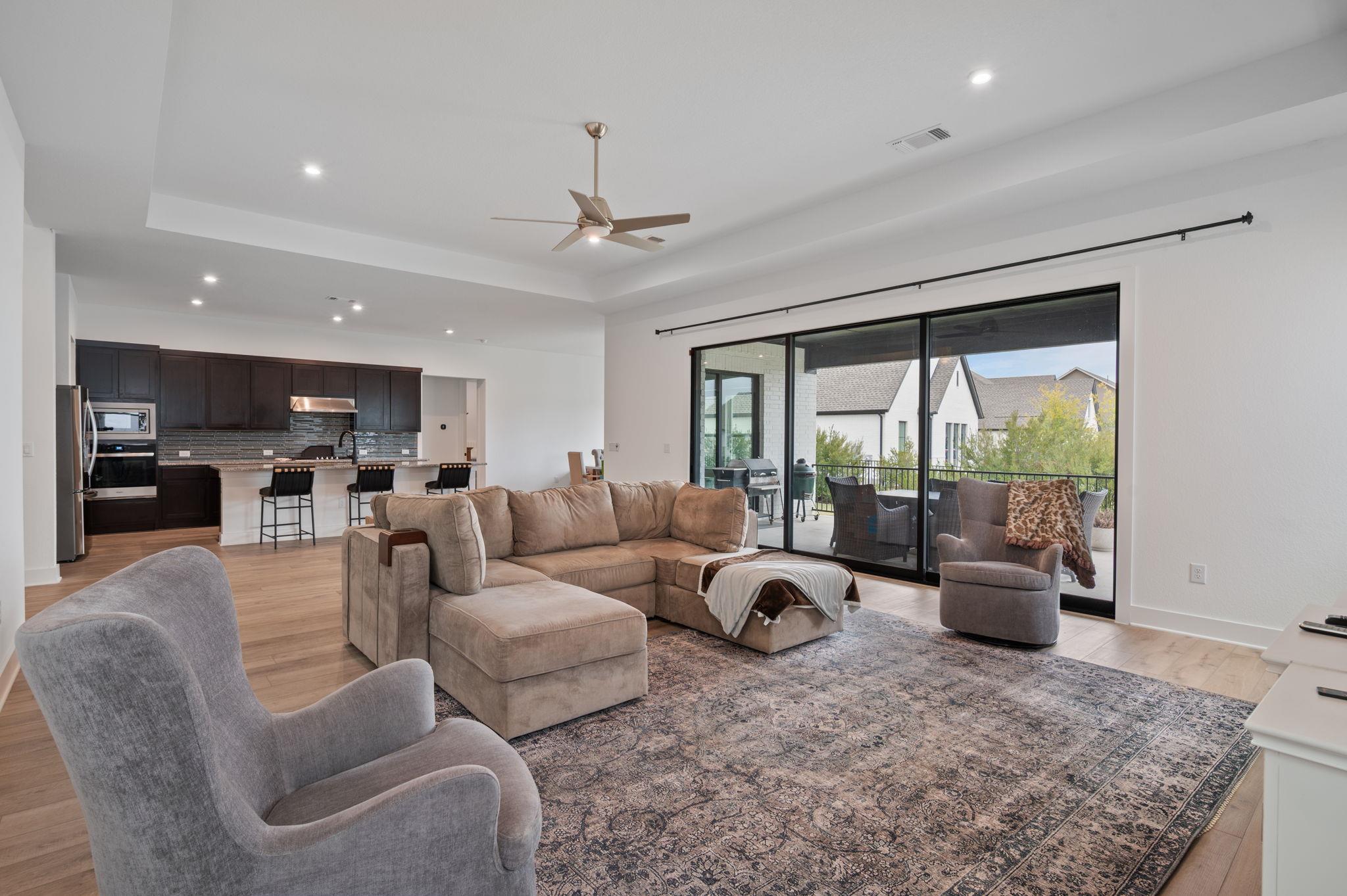 616 Hallwood Dr, Liberty Hill, TX 78642