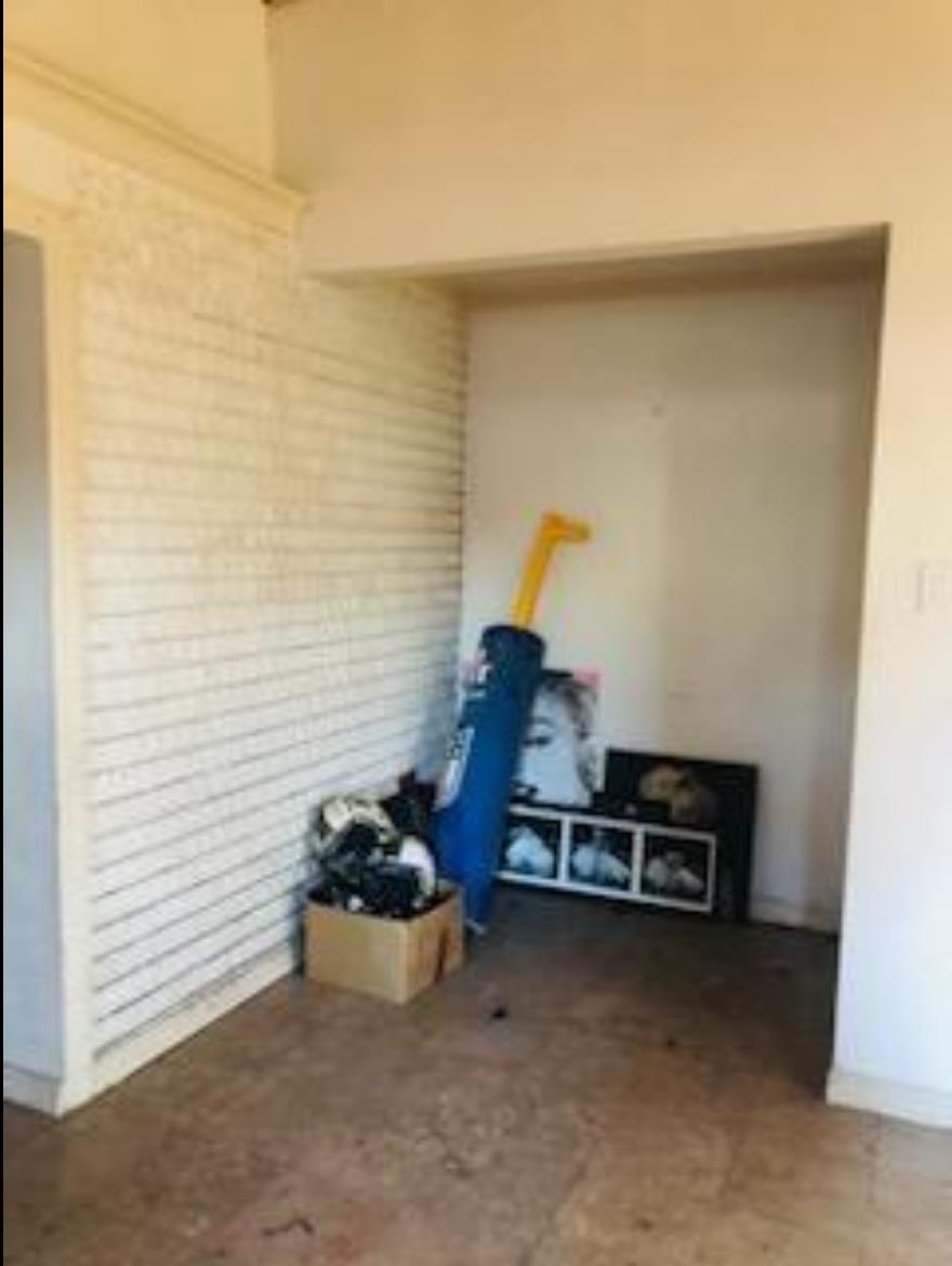 1924 W Decker Ave, Orange, TX 77632