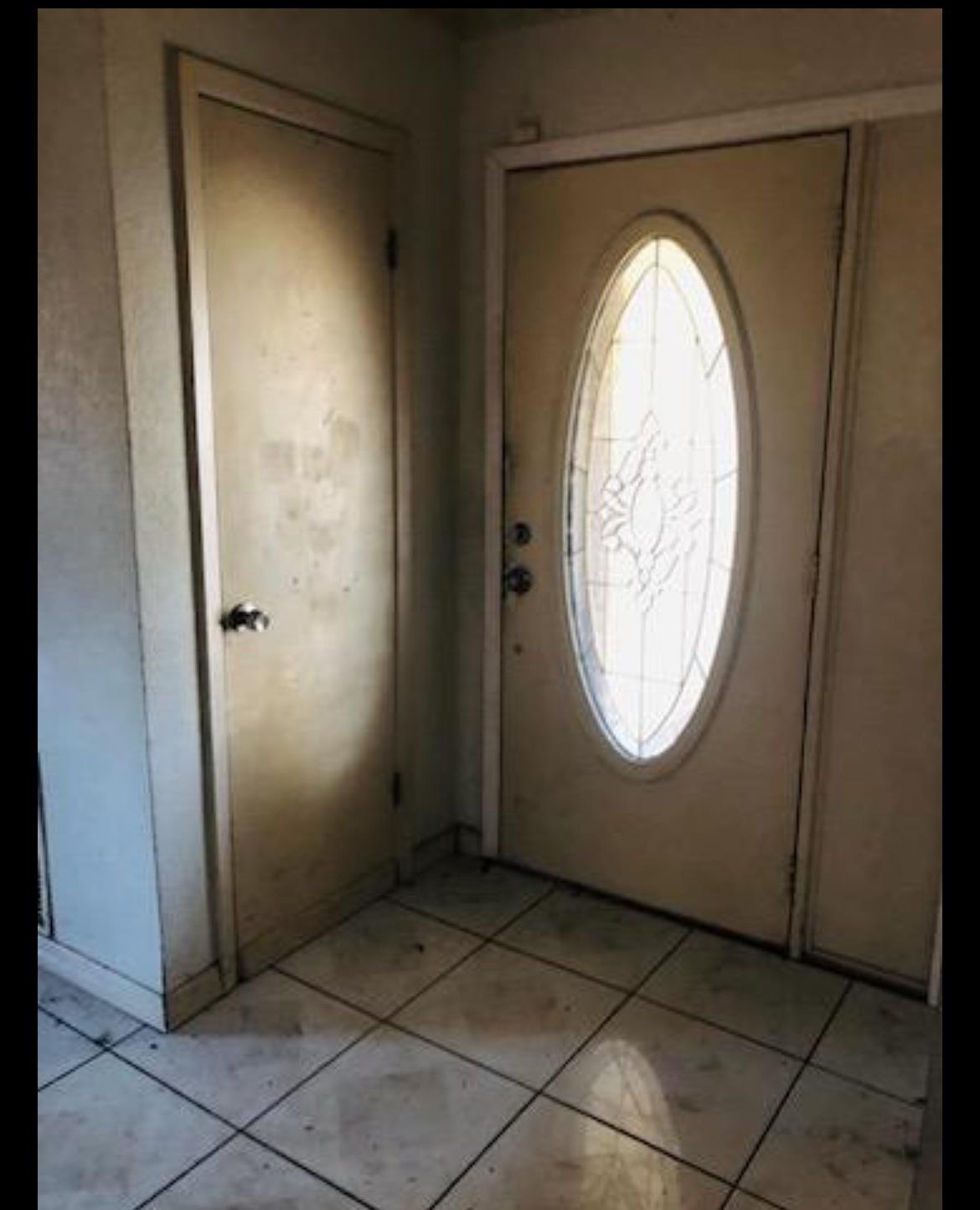 1924 W Decker Ave, Orange, TX 77632