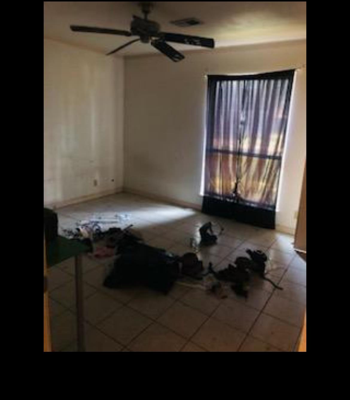 1924 W Decker Ave, Orange, TX 77632