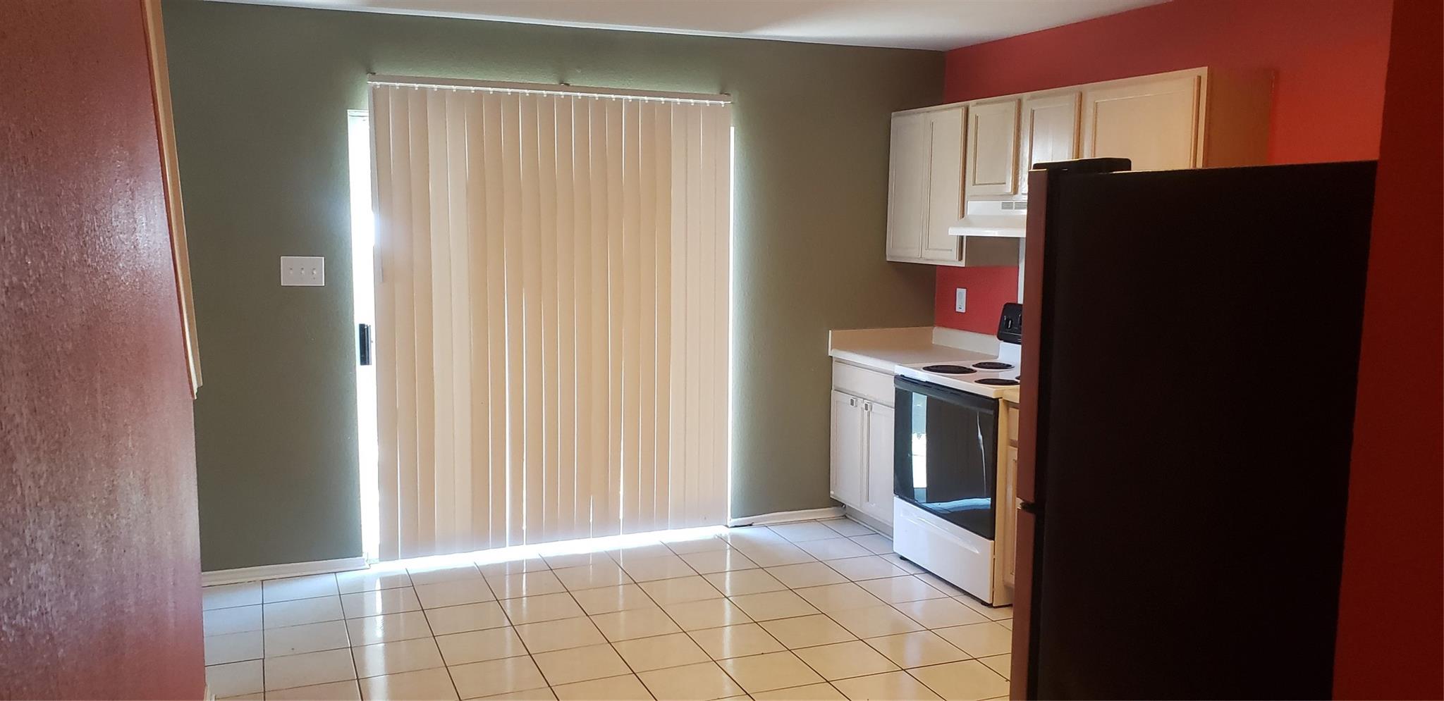 84 Elm Hill Ct, San Marcos, TX 78666