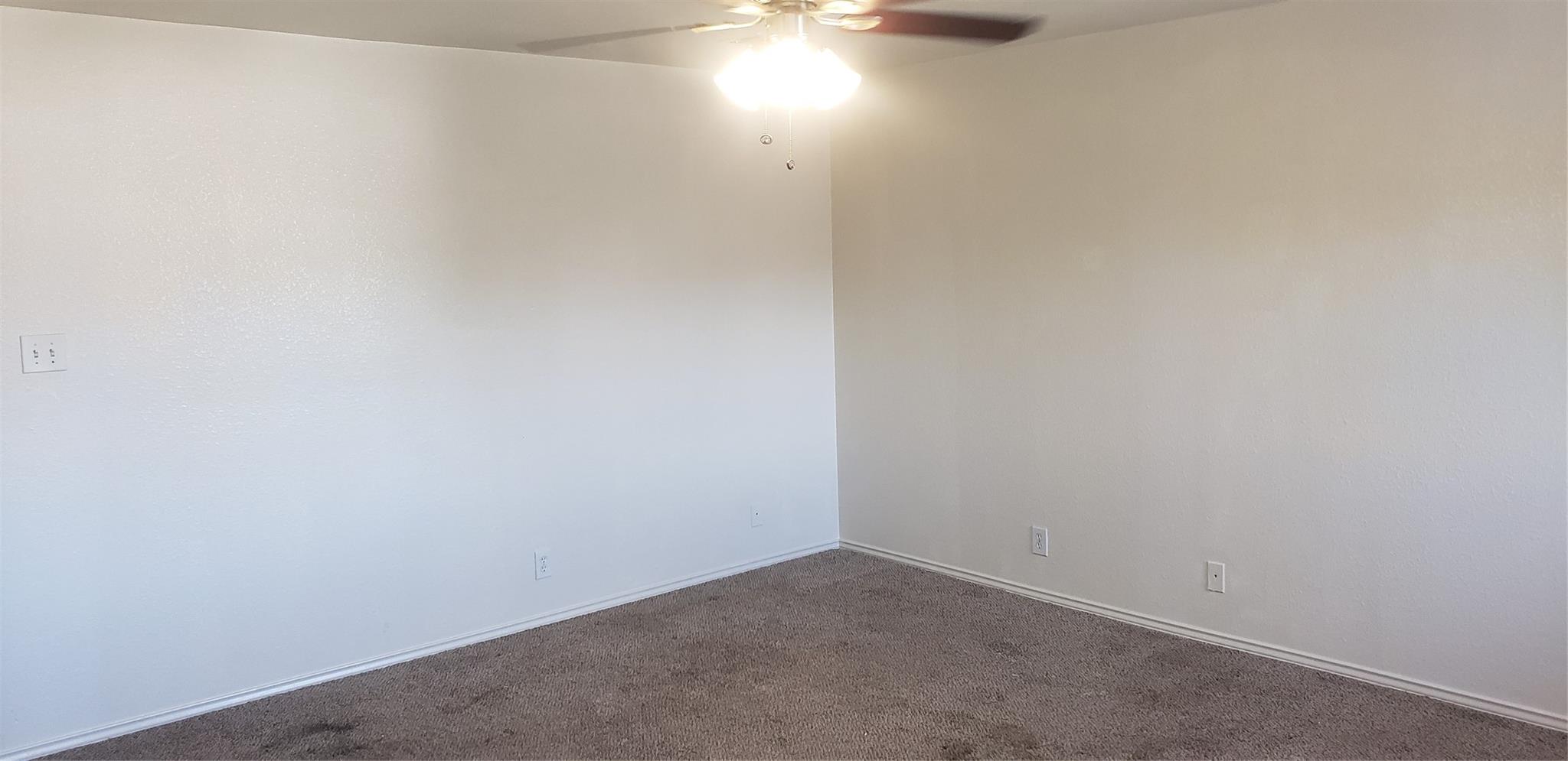 84 Elm Hill Ct, San Marcos, TX 78666