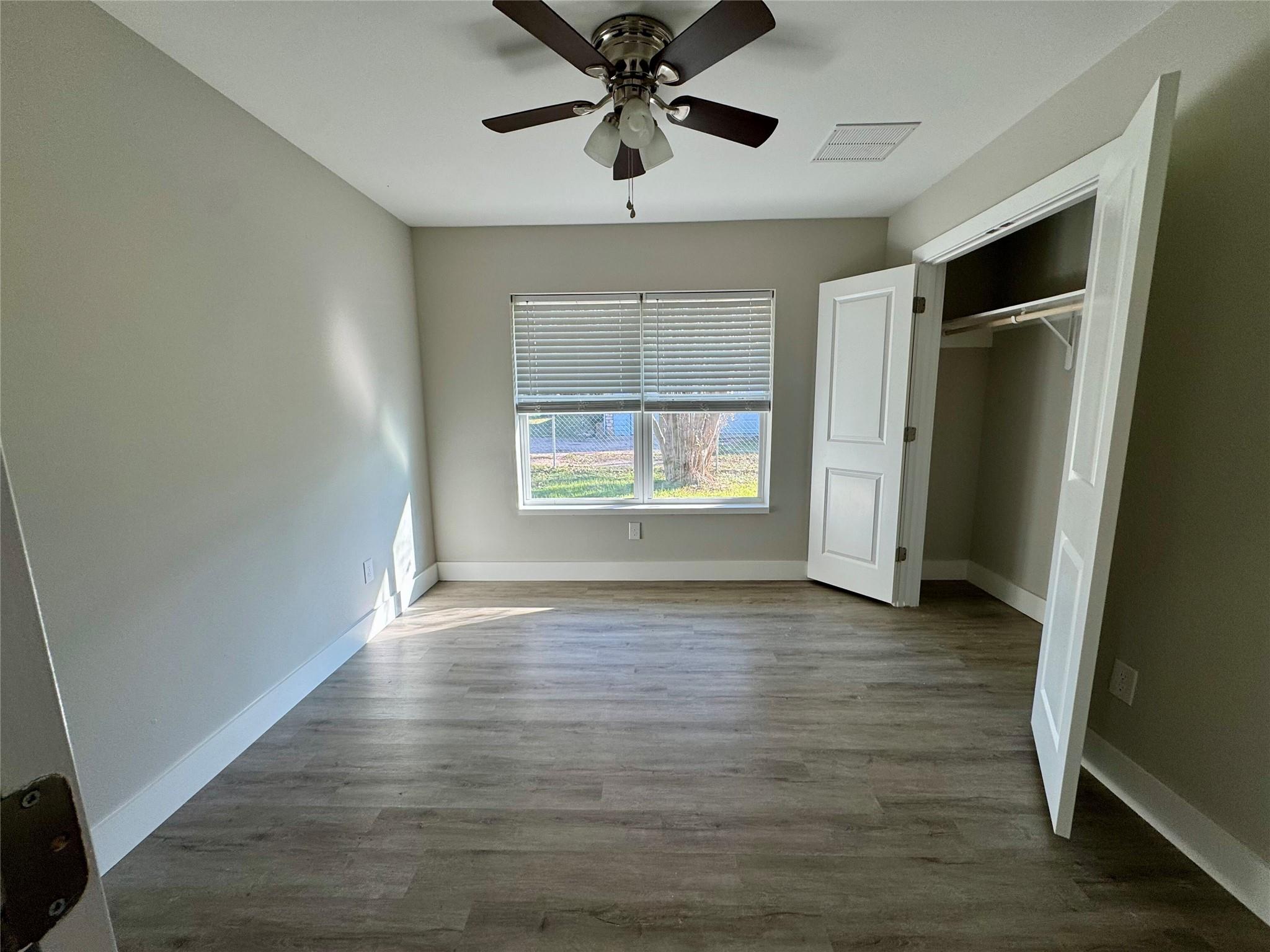 813 Central Ave, Elgin, TX 78621