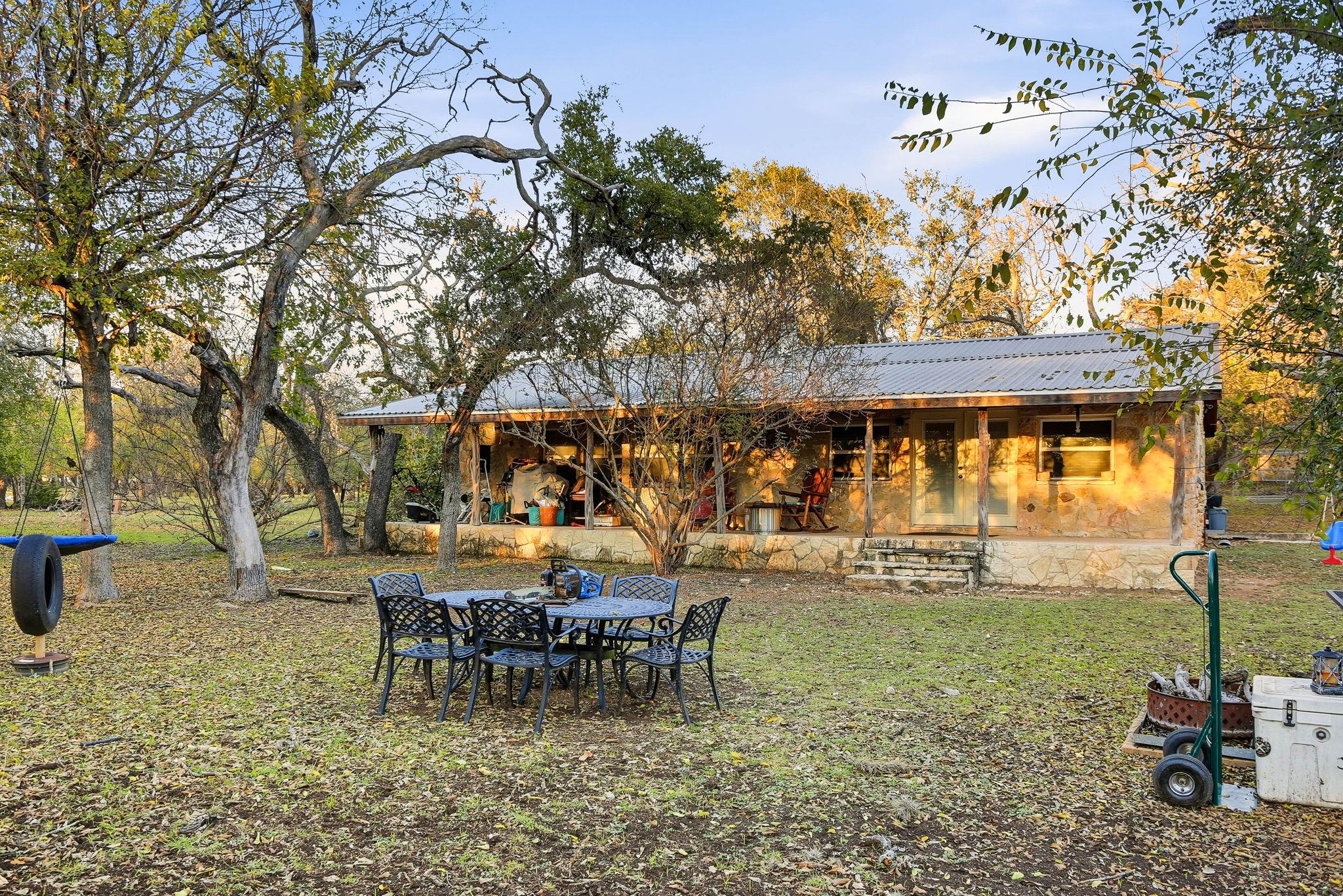 340 Rio Oak, Pipe Creek, TX 78063