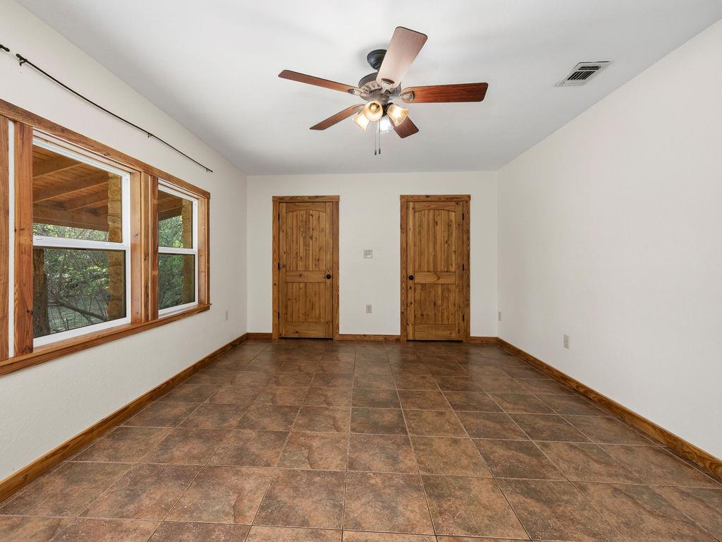 340 Rio Oak, Pipe Creek, TX 78063