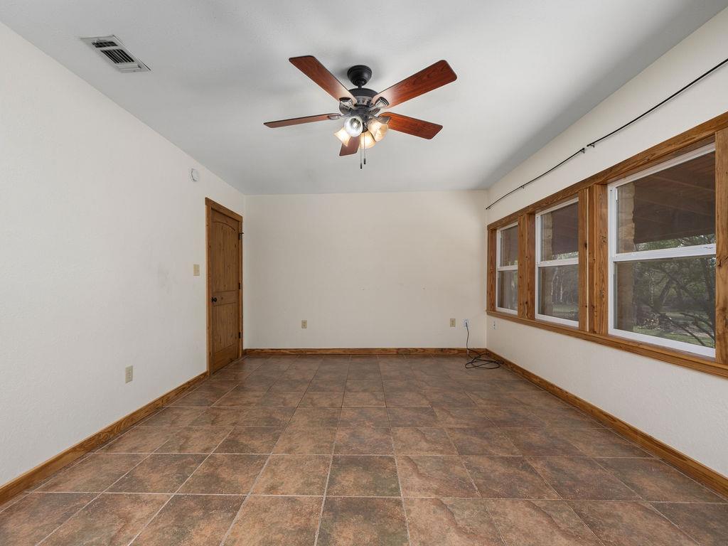 340 Rio Oak, Pipe Creek, TX 78063