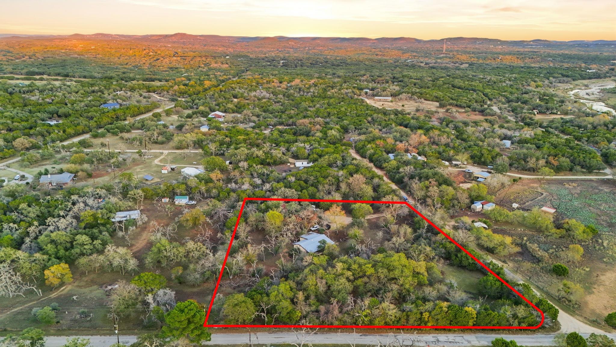 340 Rio Oak, Pipe Creek, TX 78063