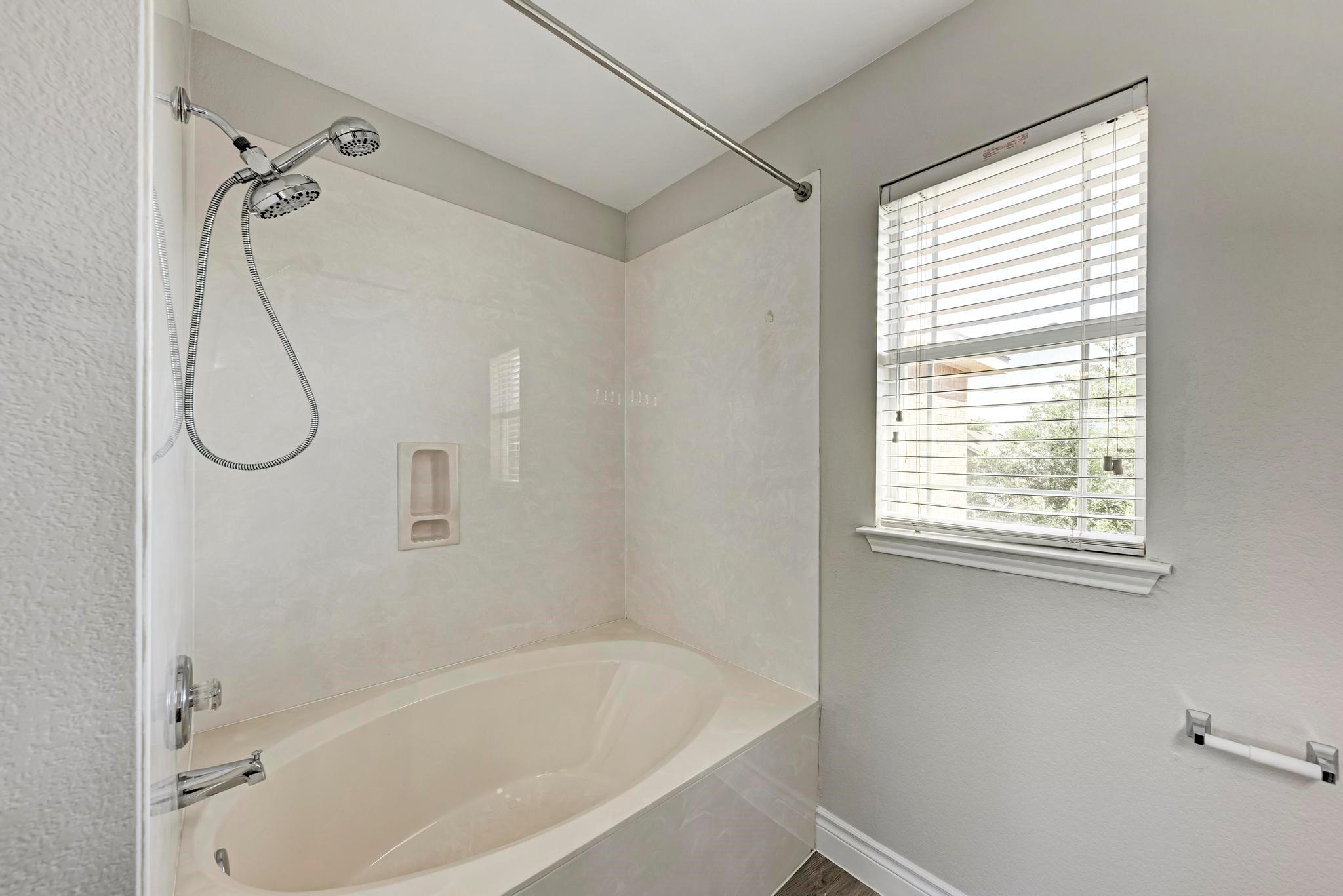 3413 Bach Dr, Pflugerville, TX 78660