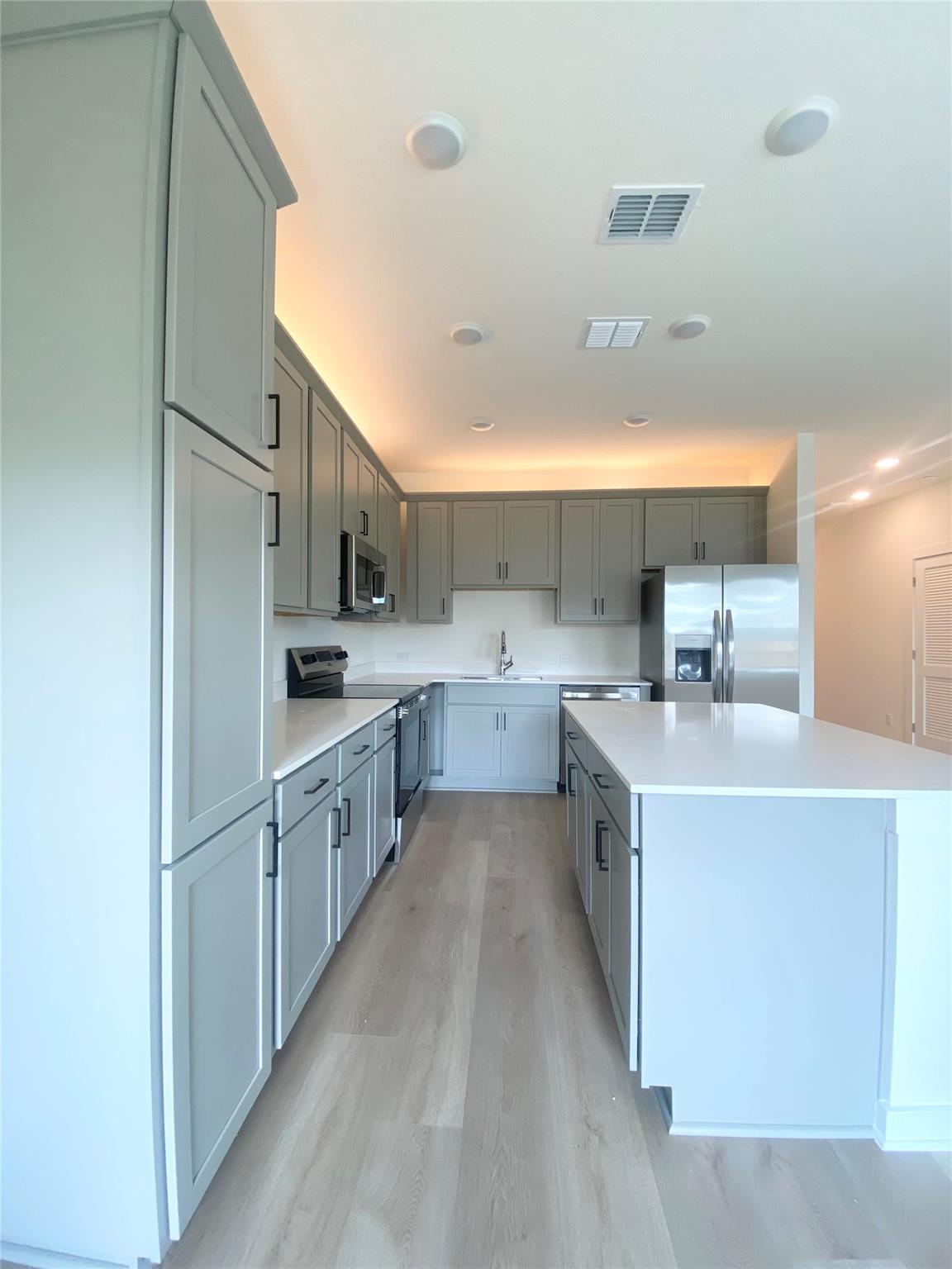 700 Horseshoe Dr # 301, Leander, TX 78641