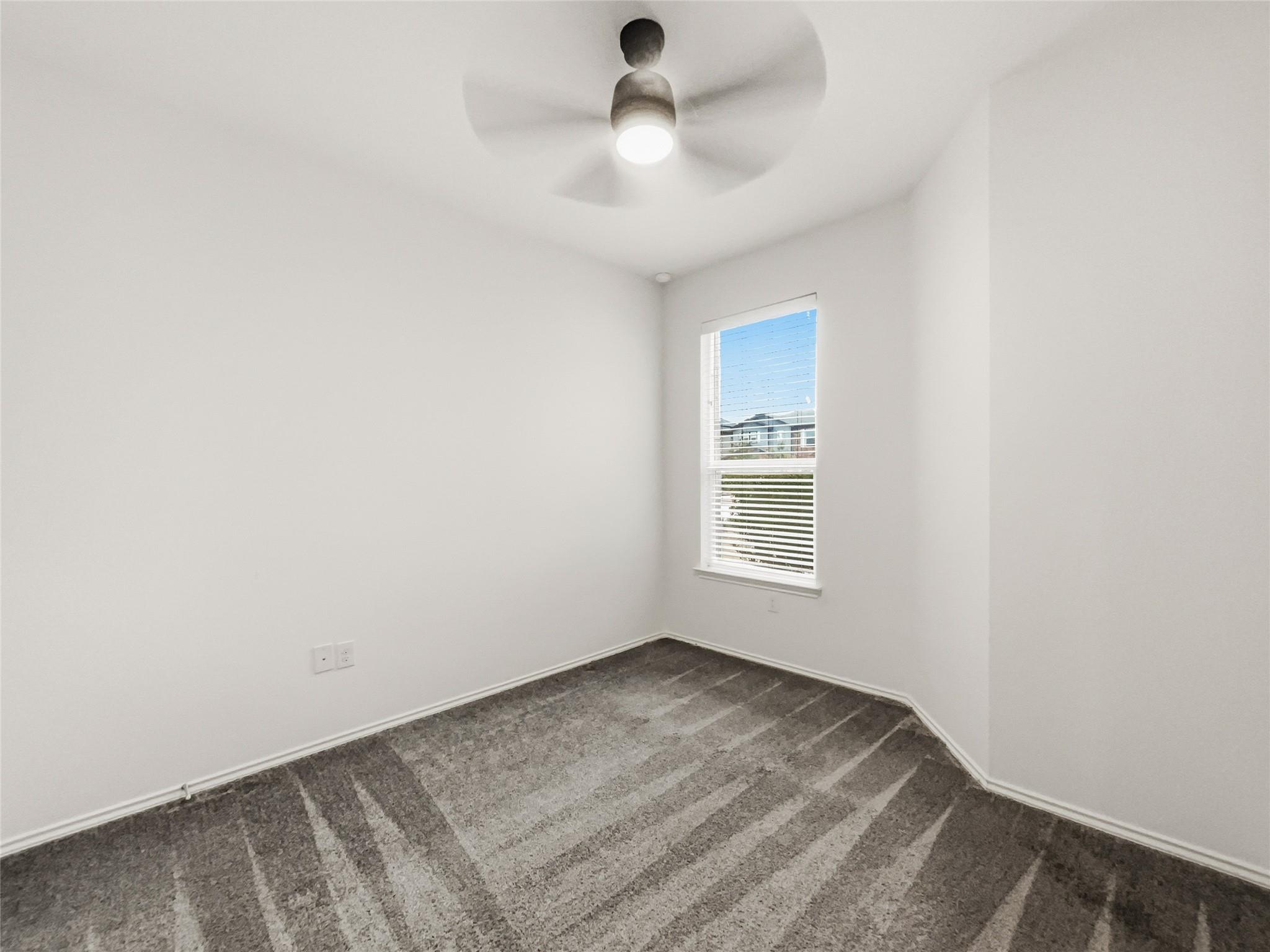 6504 Carriage Pines Dr, Del Valle, TX 78617