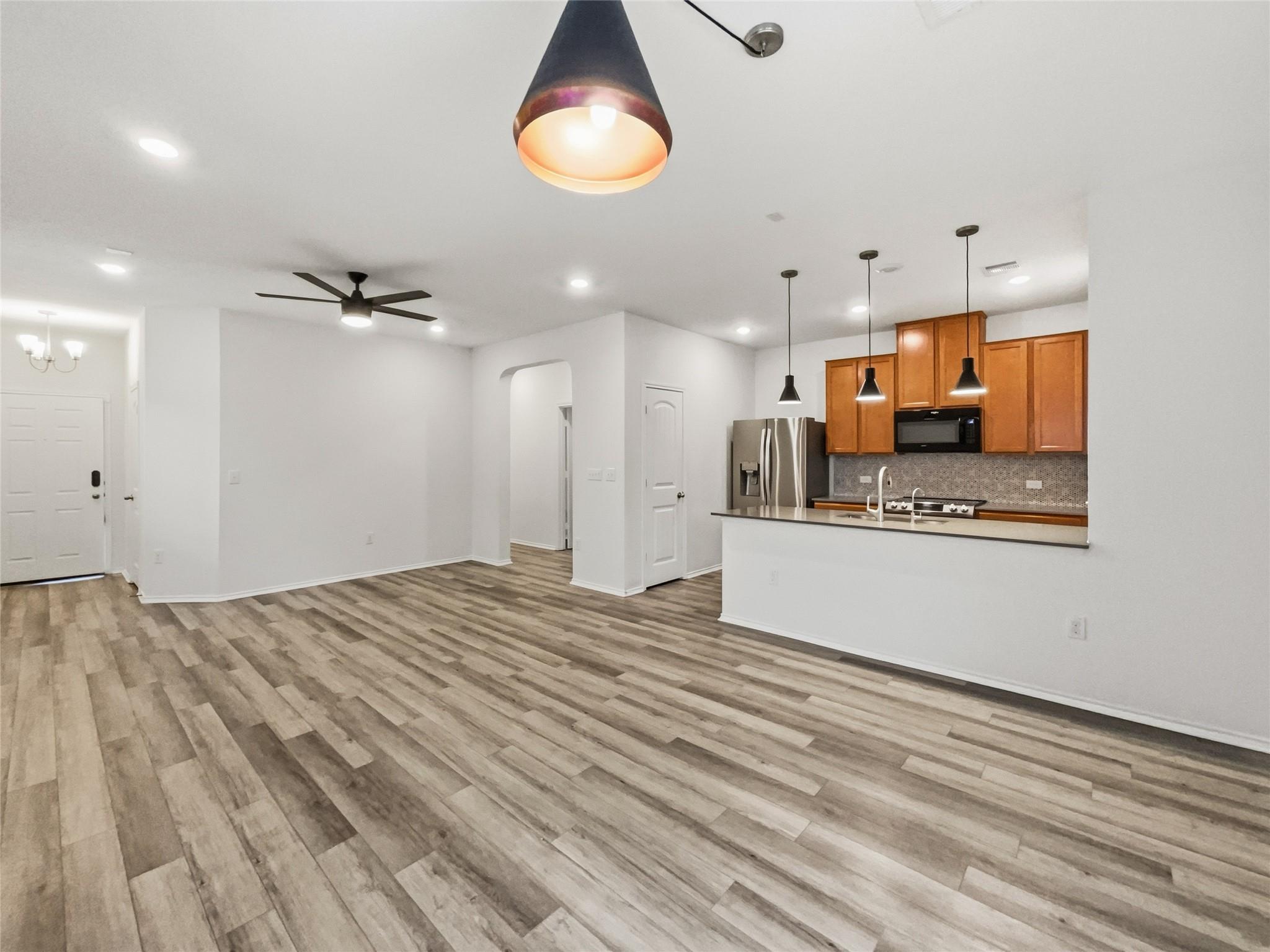 6504 Carriage Pines Dr, Del Valle, TX 78617