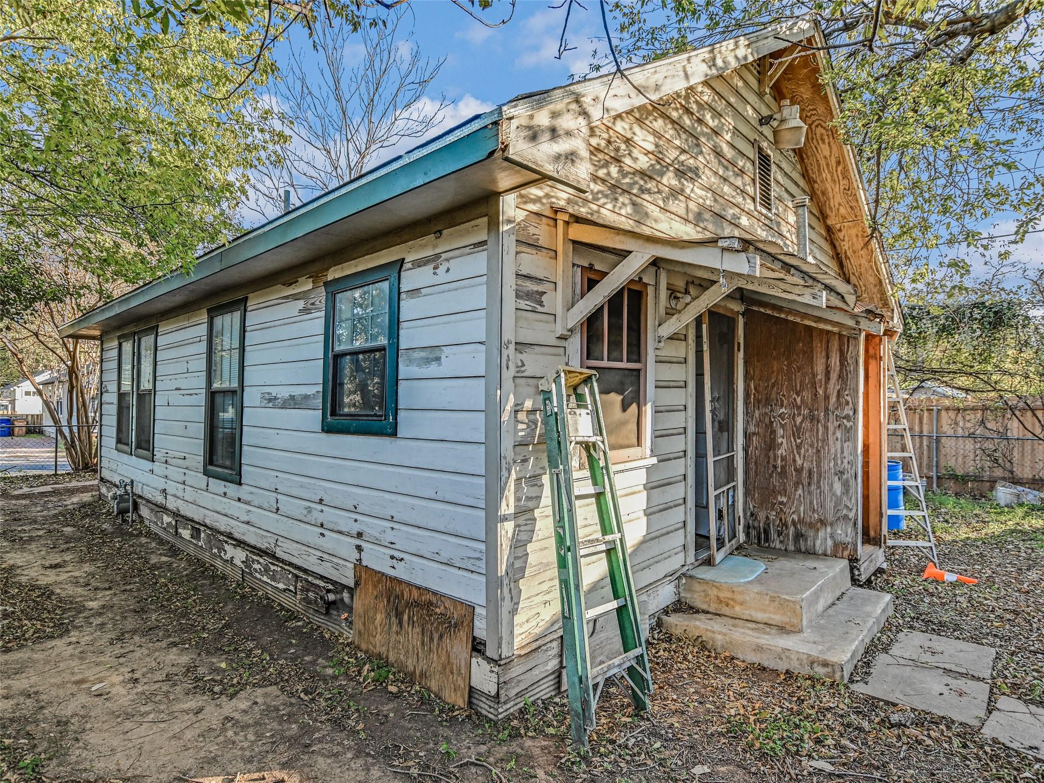 66 Cross St, Austin, TX 78702